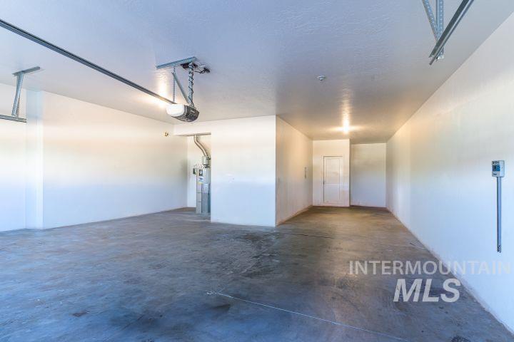 6941 S Sunfish Way, Boise, Idaho 83709, 5 Bedrooms, 2.5 Bathrooms, Residential For Sale, Price $589,999,MLS 98986227