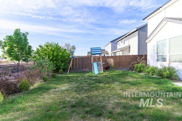 6941 S Sunfish Way, Boise, Idaho 83709, 5 Bedrooms, 2.5 Bathrooms, Residential For Sale, Price $589,999,MLS 98986227