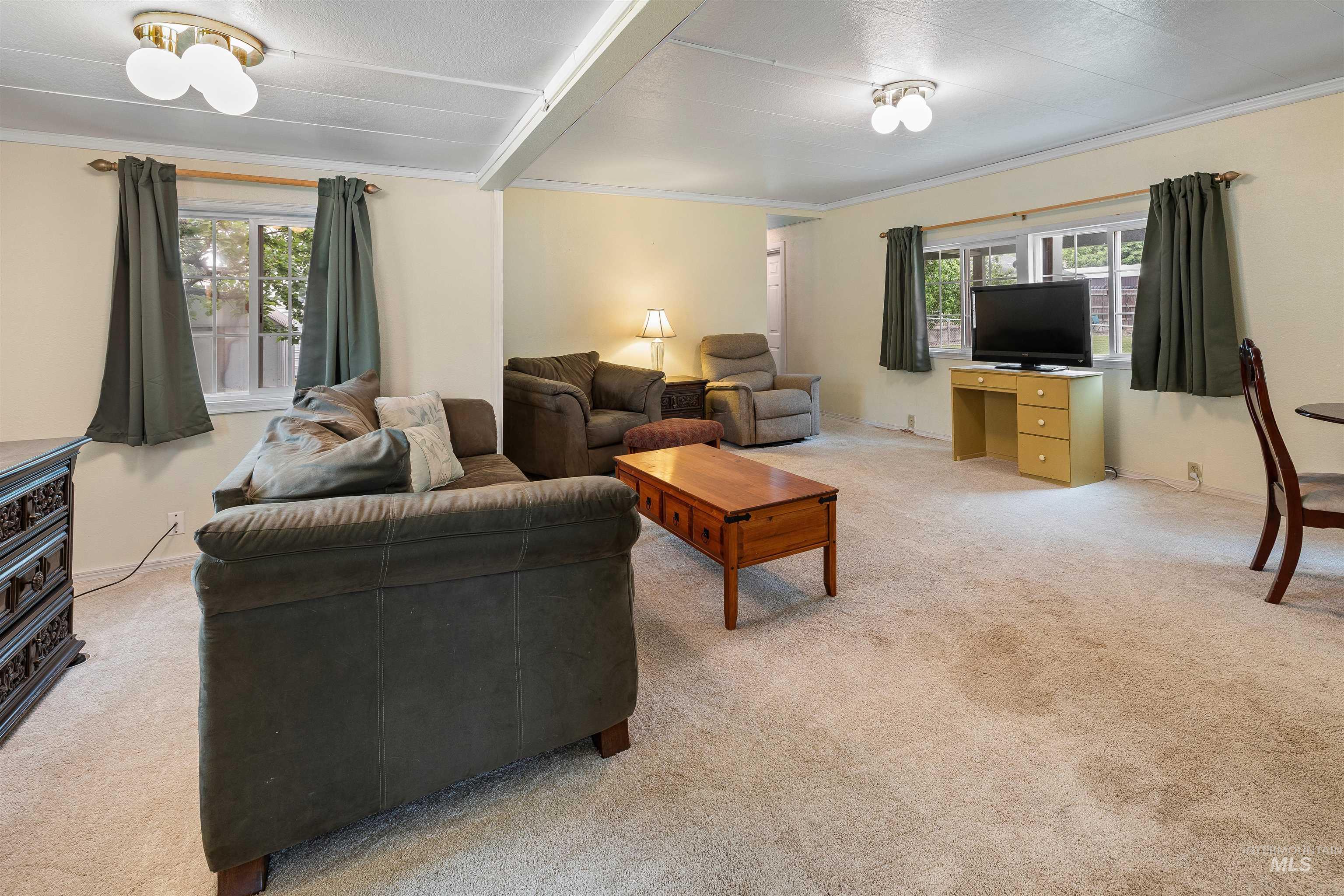 516 Park Ave, Lewiston, Idaho 83501-0000, 2 Bedrooms, 2 Bathrooms, Residential For Sale, Price $79,500, 98986228