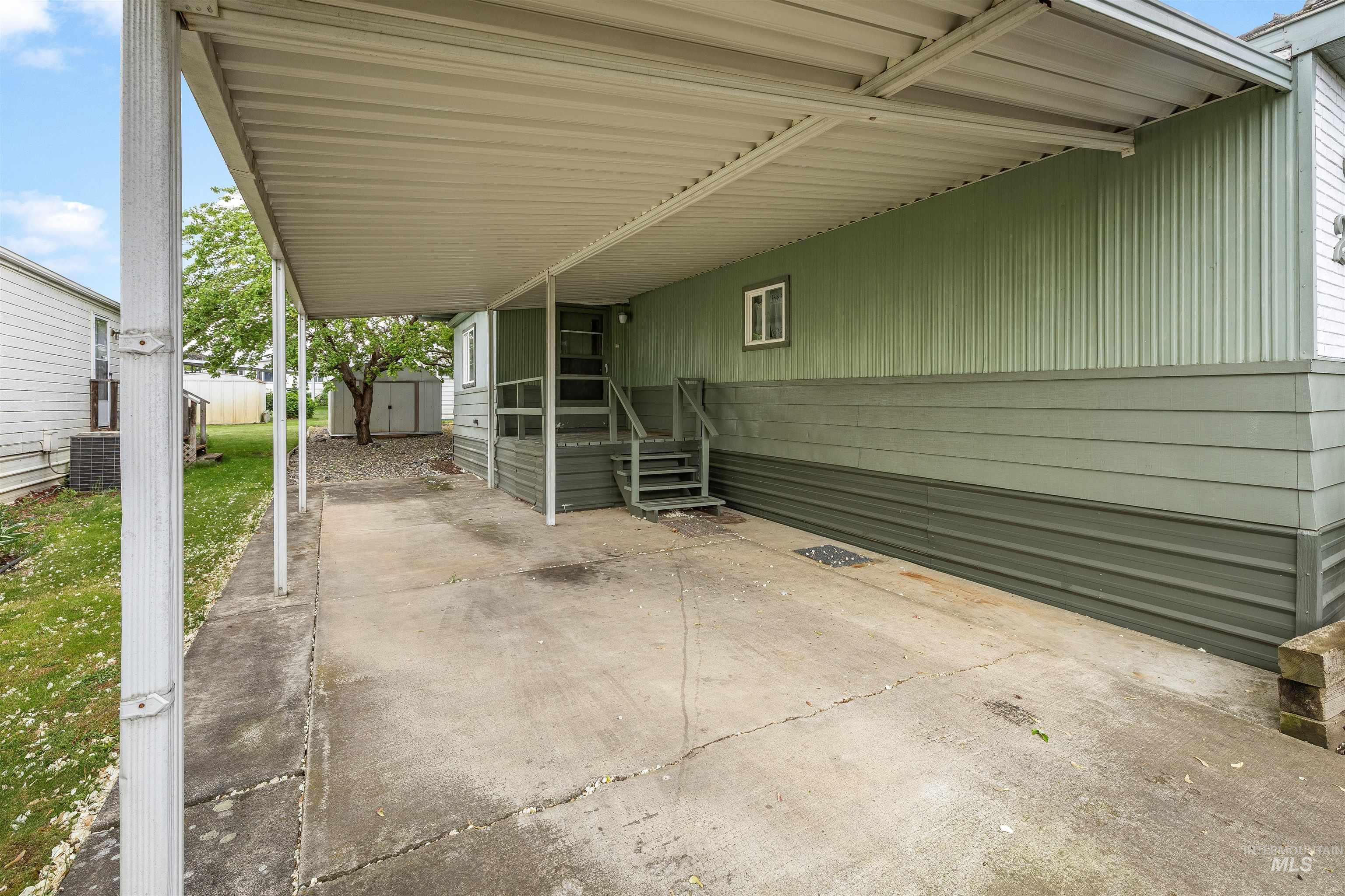 516 Park Ave, Lewiston, Idaho 83501-0000, 2 Bedrooms, 2 Bathrooms, Residential For Sale, Price $79,500, 98986228