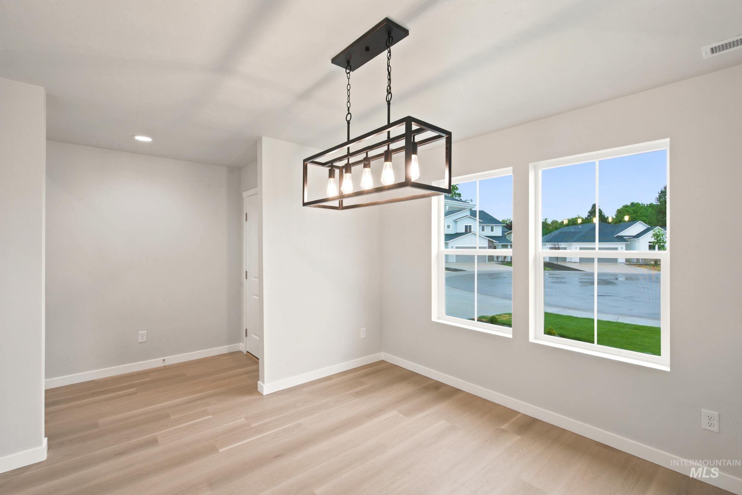 502 Oliver St, Emmett, Idaho 83617, 3 Bedrooms, 2 Bathrooms, Residential For Sale, Price $407,990, 98986229