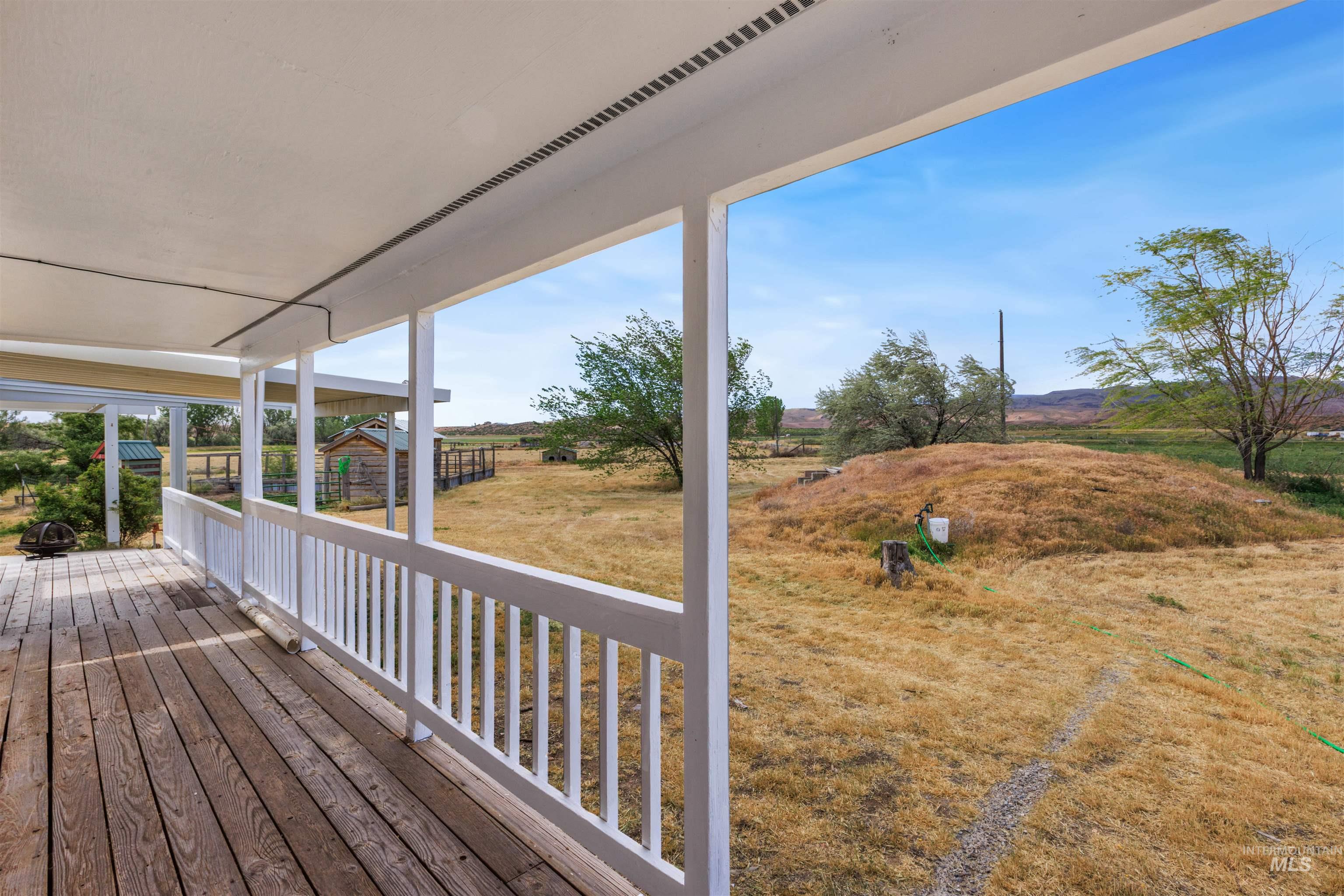 9434 Bonanza Ln, Melba, Idaho 83641, 4 Bedrooms, 2.5 Bathrooms, Residential For Sale, Price $615,000,MLS 98986231
