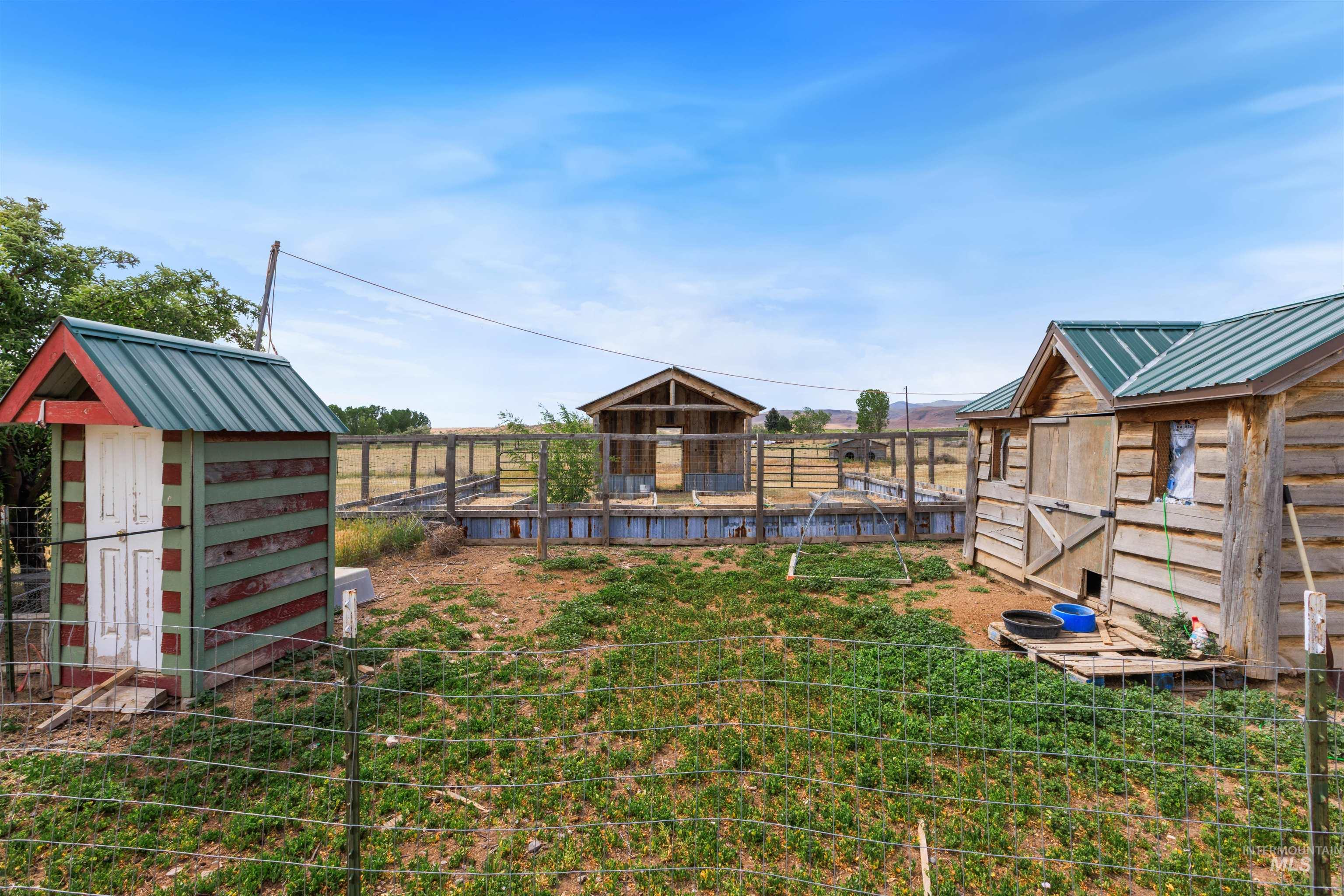 9434 Bonanza Ln, Melba, Idaho 83641, 4 Bedrooms, 2.5 Bathrooms, Residential For Sale, Price $615,000,MLS 98986231