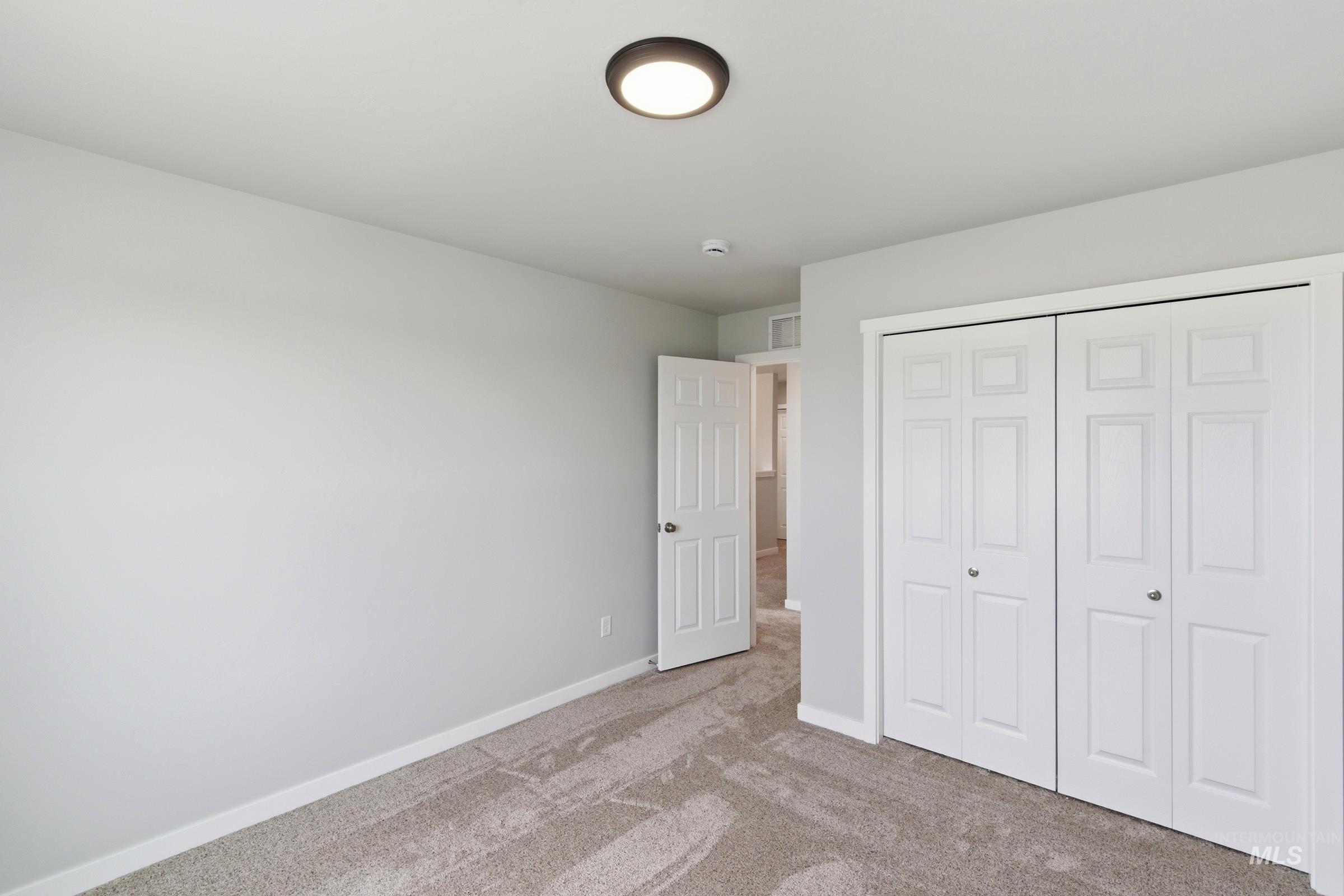 839 Thunderbolt Dr, Mountain Home, Idaho 83647, 5 Bedrooms, 3 Bathrooms, Residential For Sale, Price $474,990,MLS 98986233