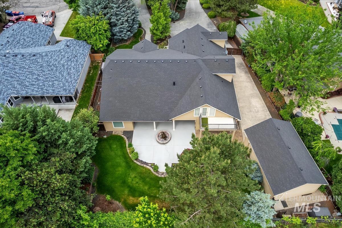 1420 W Powder Ct, Eagle, Idaho 83616, 4 Bedrooms, 4 Bathrooms, Residential For Sale, Price $1,200,000, 98986236