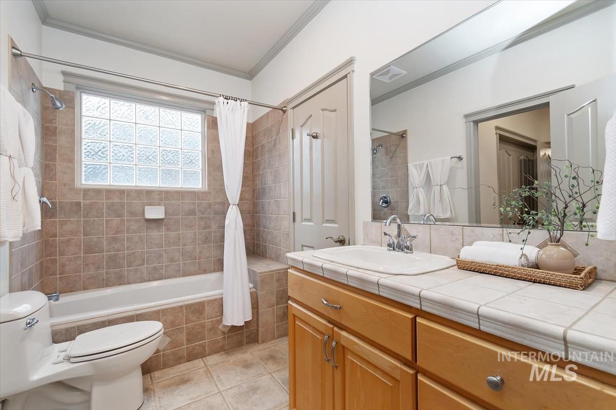 1420 W Powder Ct, Eagle, Idaho 83616, 4 Bedrooms, 4 Bathrooms, Residential For Sale, Price $1,200,000, 98986236