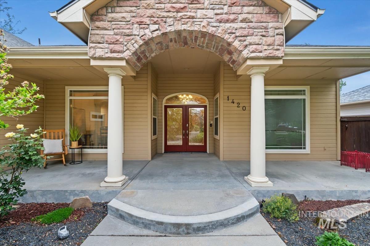 1420 W Powder Ct, Eagle, Idaho 83616, 4 Bedrooms, 4 Bathrooms, Residential For Sale, Price $1,200,000, 98986236