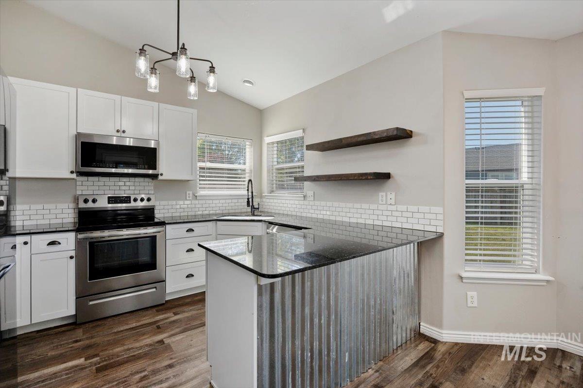 1421 Cayuse Creek Drive, Kimberly, Idaho 83341, 3 Bedrooms, 2 Bathrooms, Residential For Sale, Price $369,900, 98986241