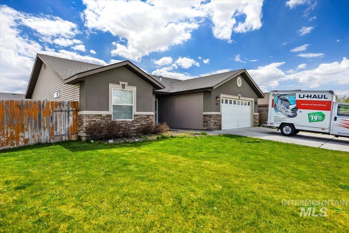 1421 Cayuse Creek Drive, Kimberly, Idaho 83341, 3 Bedrooms, 2 Bathrooms, Residential For Sale, Price $379,900, 98986241