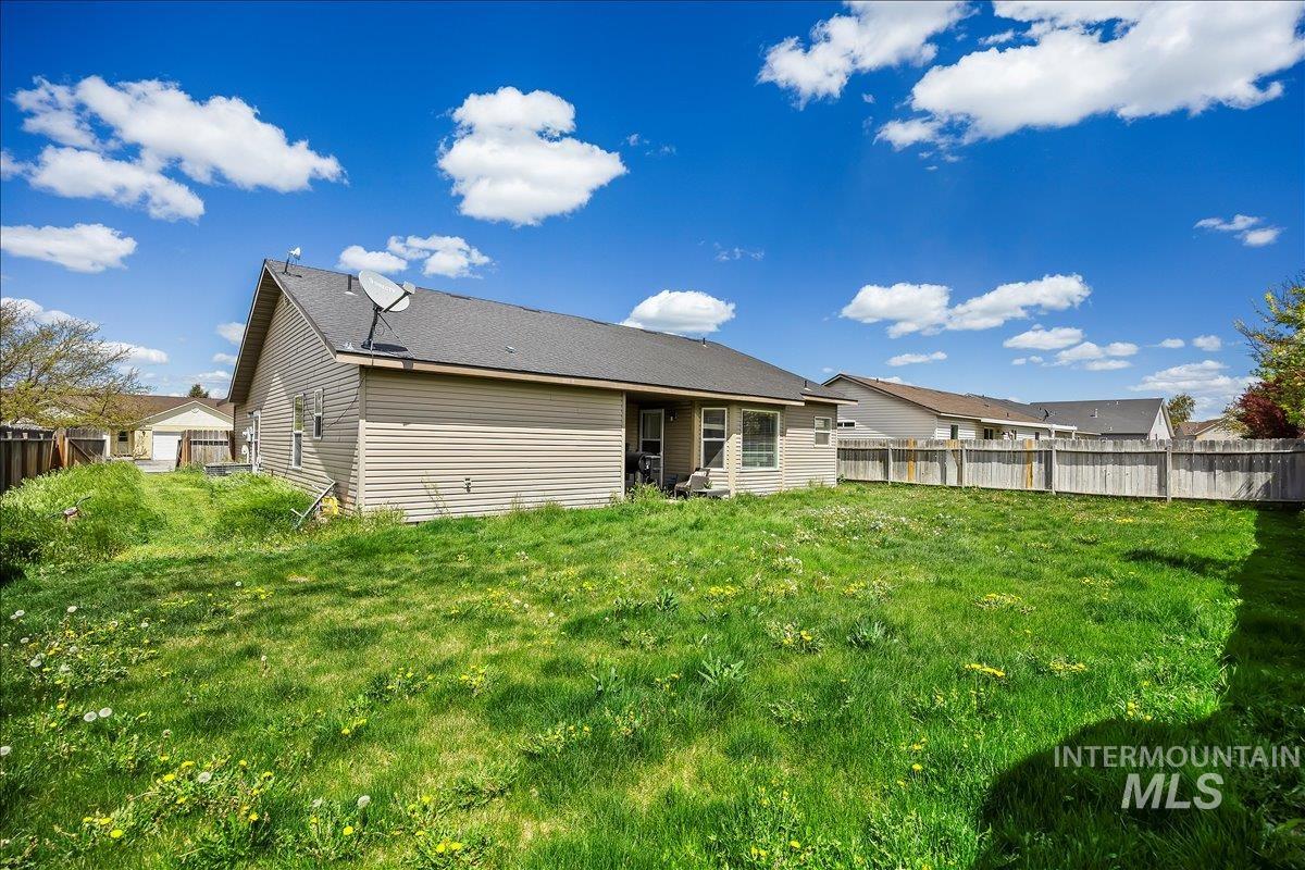 1421 Cayuse Creek Drive, Kimberly, Idaho 83341, 3 Bedrooms, 2 Bathrooms, Residential For Sale, Price $379,900, 98986241