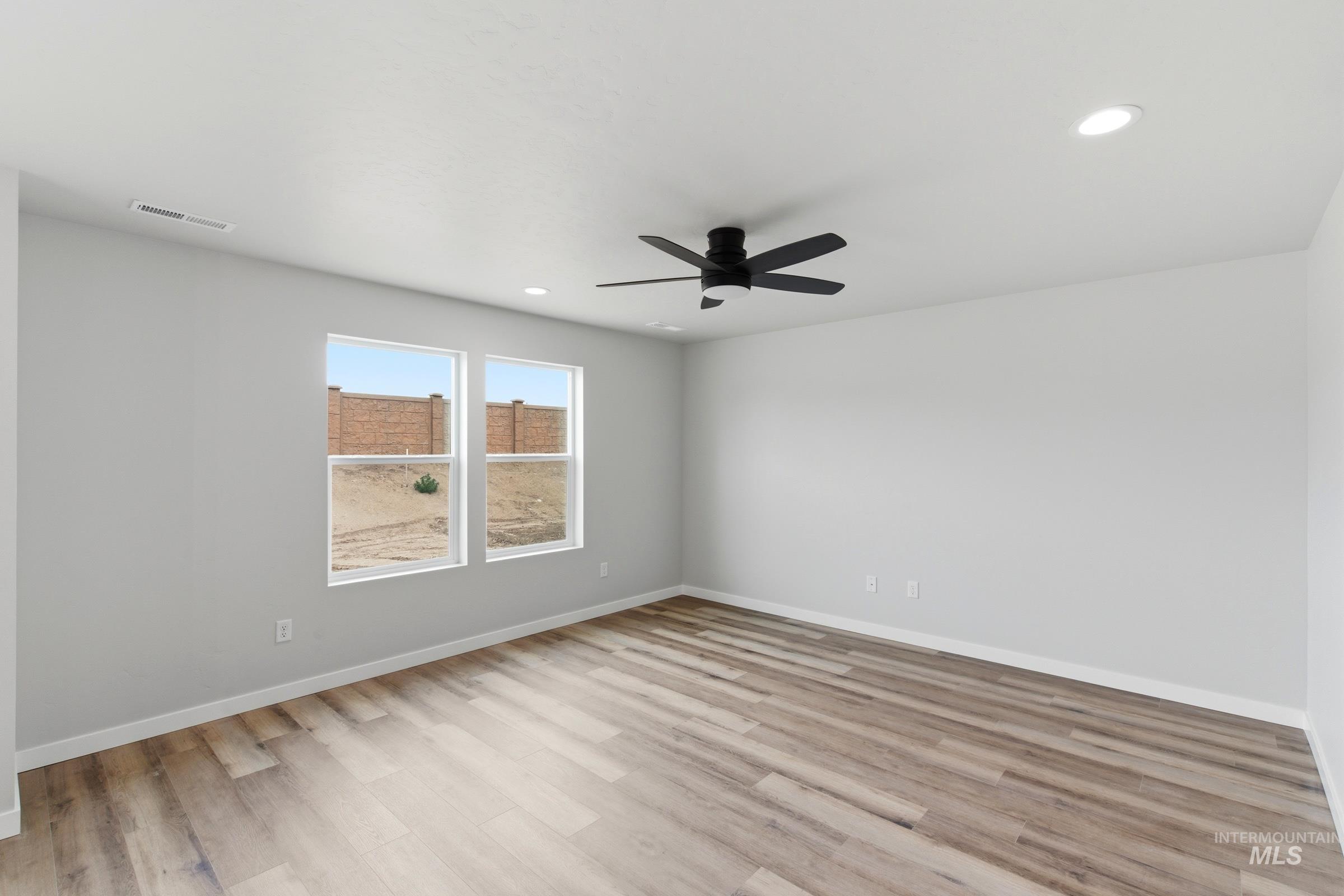 4408 N Alameda Creek Ave, Meridian, Idaho 83646, 3 Bedrooms, 2.5 Bathrooms, Residential For Sale, Price $459,990, 98986244