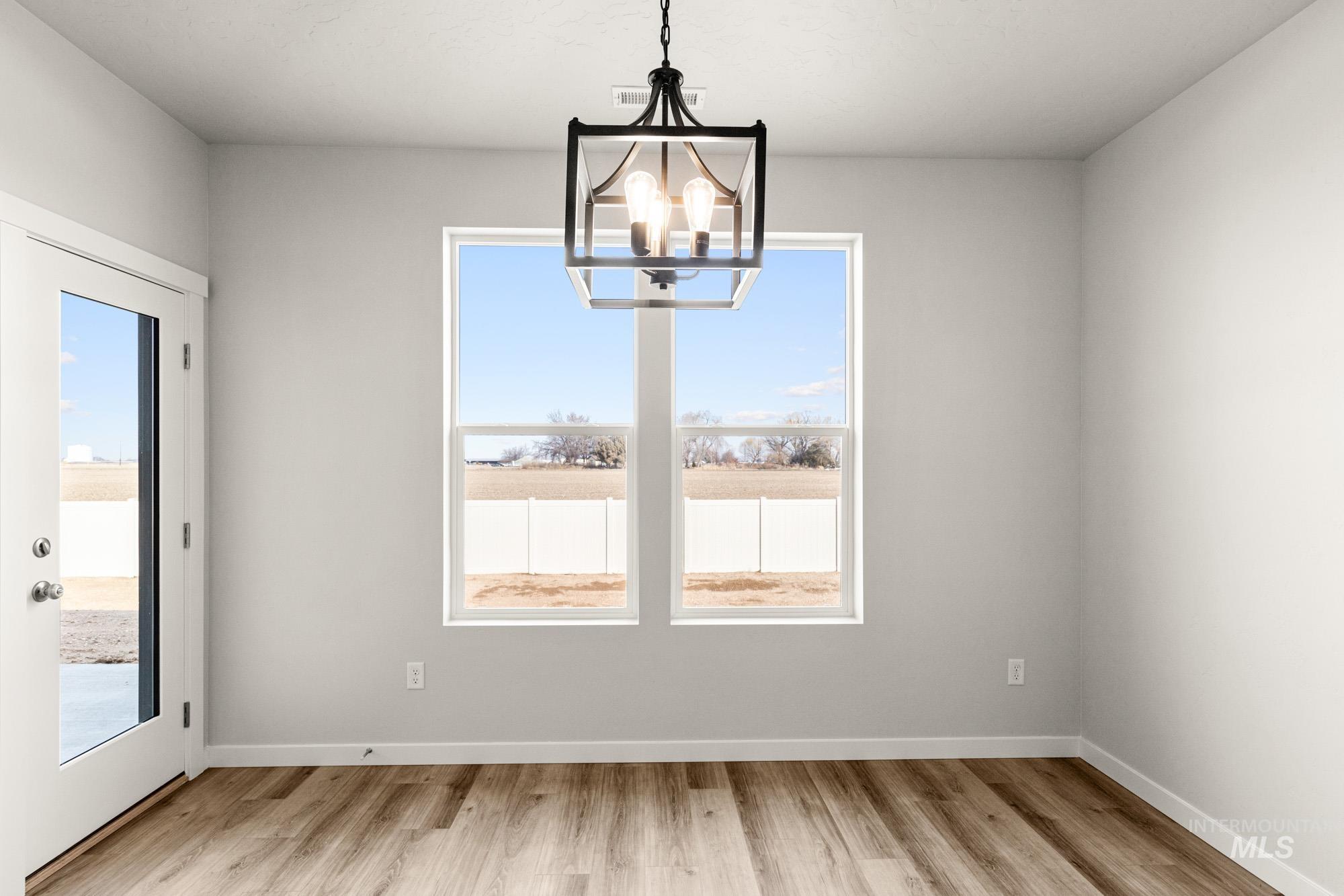 8310 E Cool River Lp, Nampa, Idaho 83687, 4 Bedrooms, 2 Bathrooms, Residential For Sale, Price $469,990, 98986248