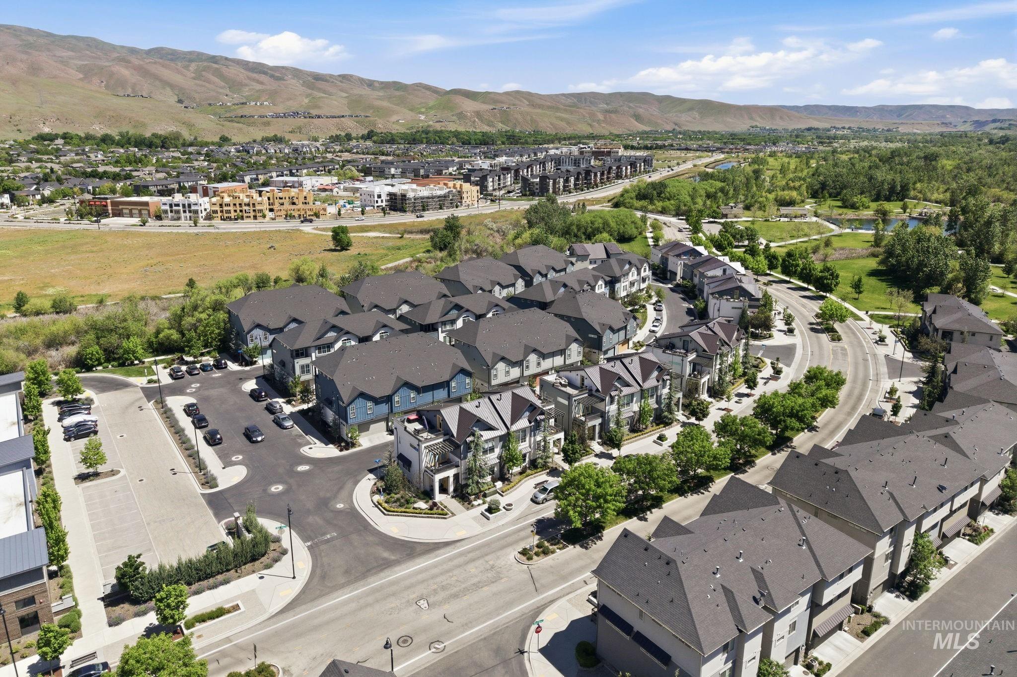 3342 E Trifecta Ln, Boise, Idaho 83716, 3 Bedrooms, 3 Bathrooms, Residential For Sale, Price $569,900, 98986250