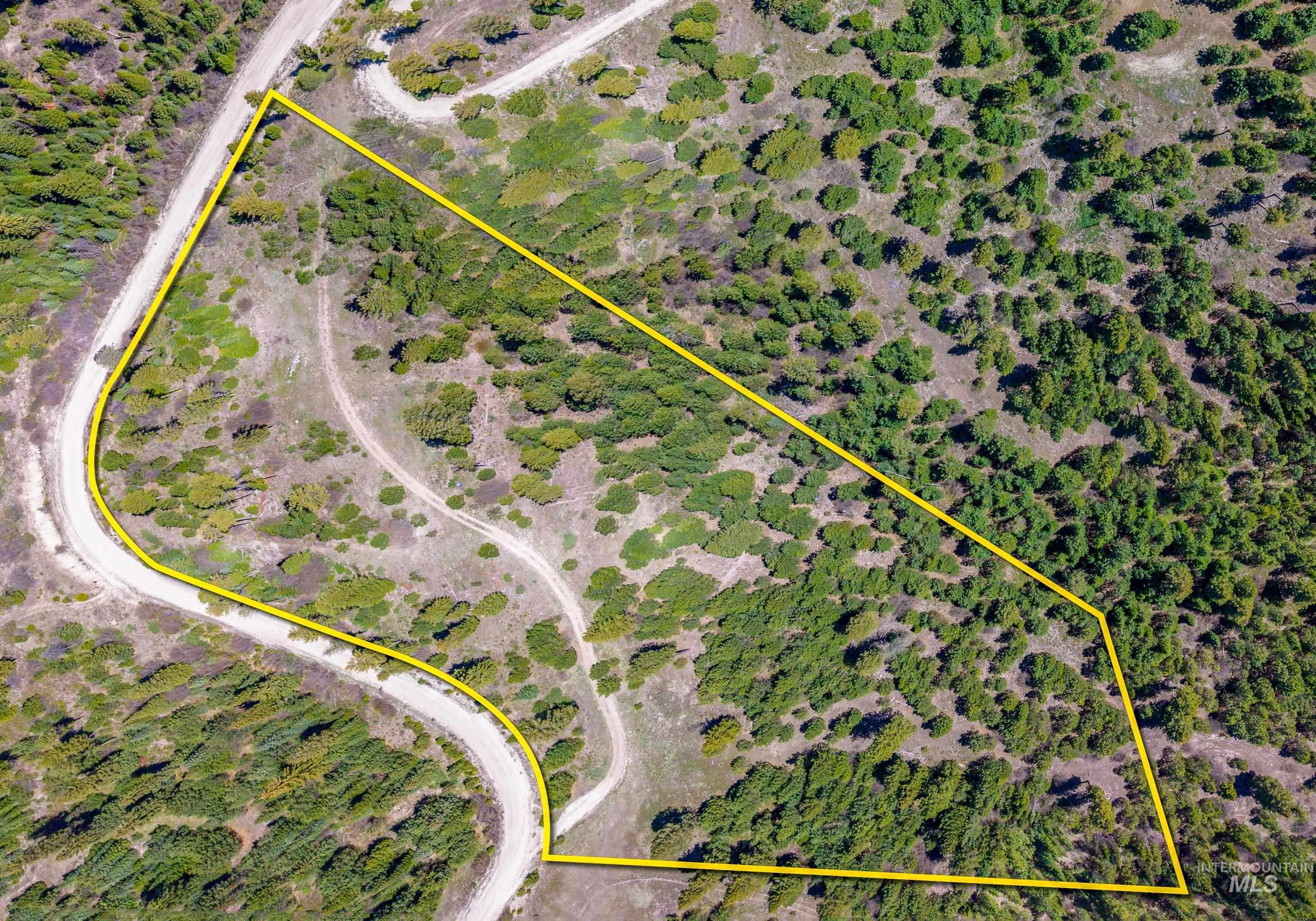 9 Urban Ln, Cascade, Idaho 83611, Land For Sale, Price $345,000,MLS 98986255