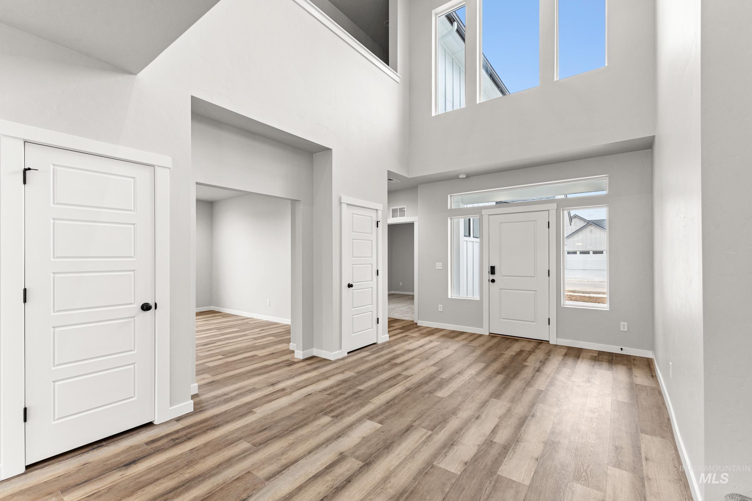 9330 W Blazing Star St, Nampa, Idaho 83687, 5 Bedrooms, 4.5 Bathrooms, Residential For Sale, Price $764,990, 98986257