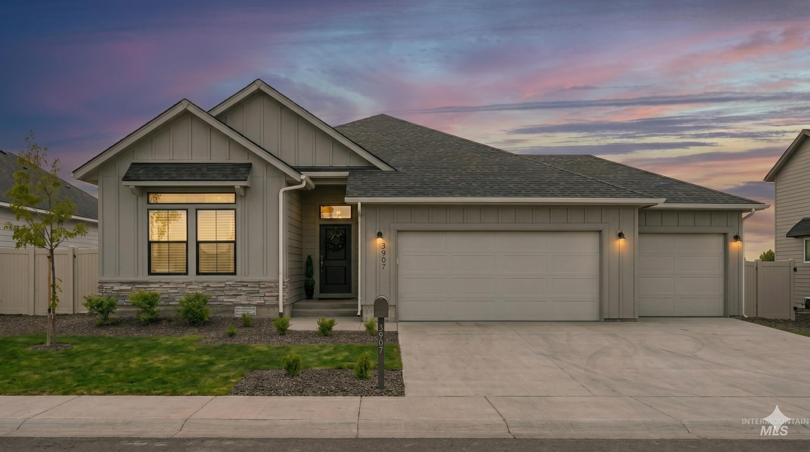 3907 W Maypearl St, Meridian, Idaho 83642, 4 Bedrooms, 2 Bathrooms, Residential For Sale, Price $524,900, 98986258