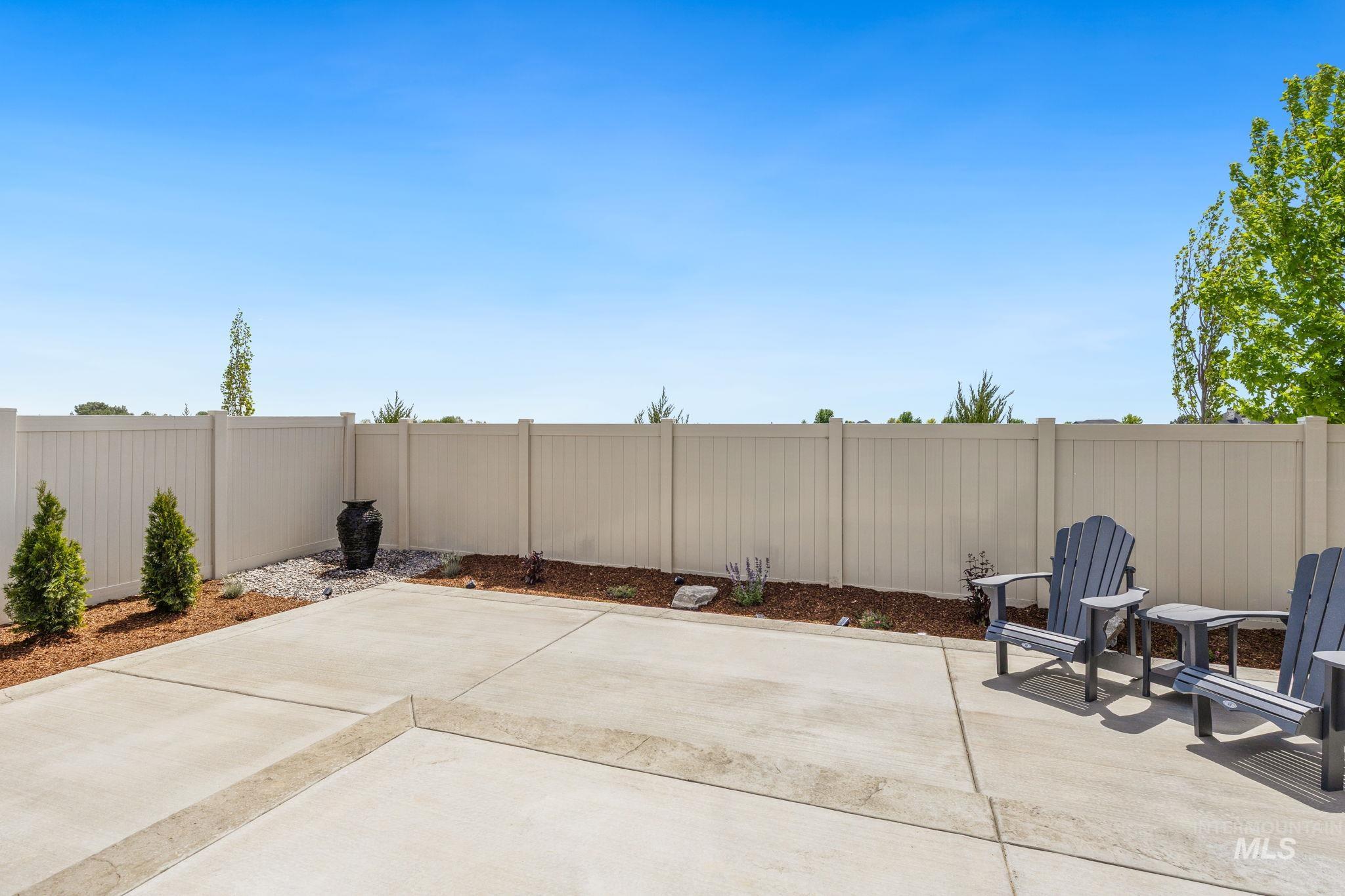 3907 W Maypearl St, Meridian, Idaho 83642, 4 Bedrooms, 2 Bathrooms, Residential For Sale, Price $524,900, 98986258