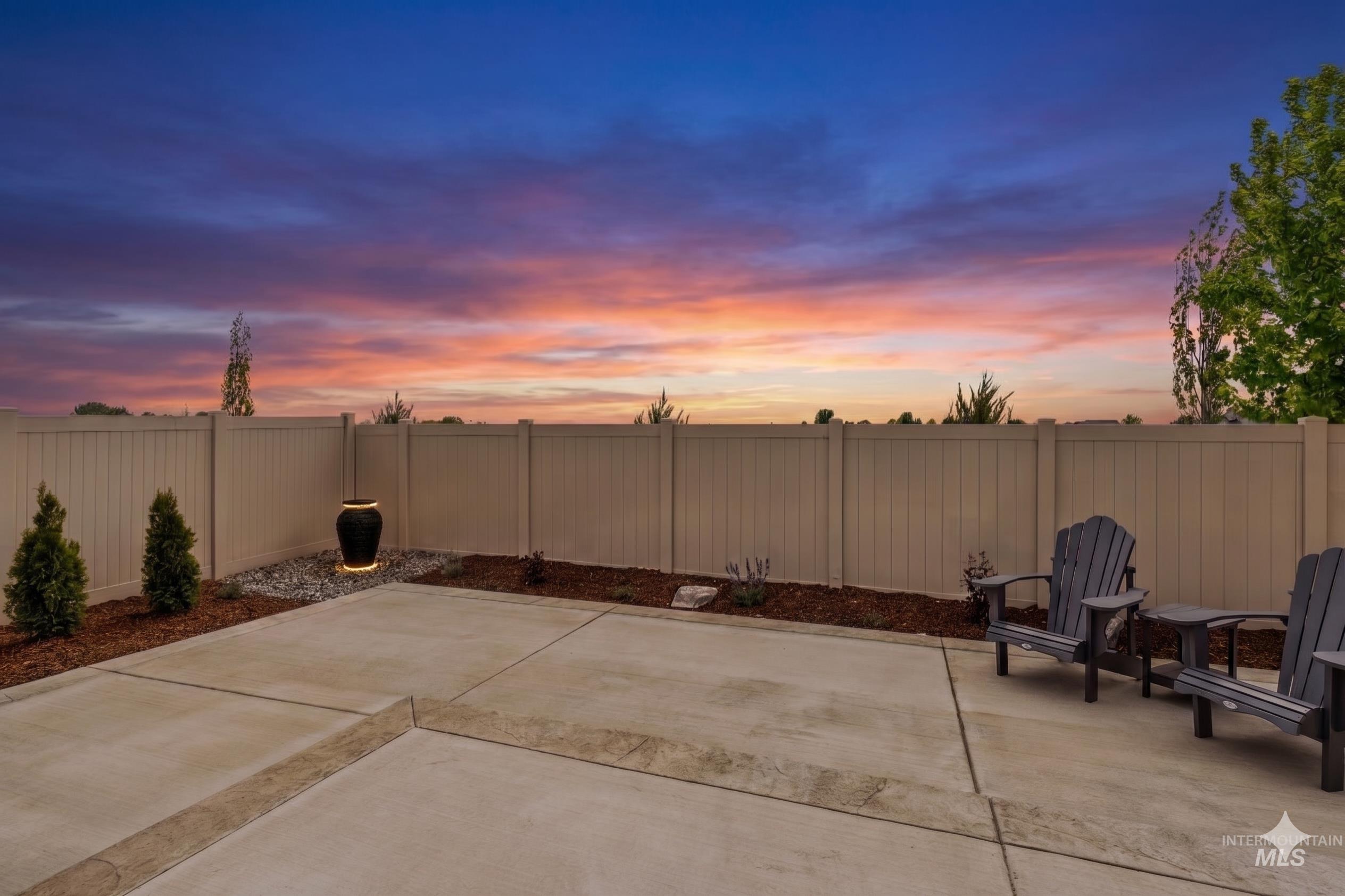 3907 W Maypearl St, Meridian, Idaho 83642, 4 Bedrooms, 2 Bathrooms, Residential For Sale, Price $524,900, 98986258