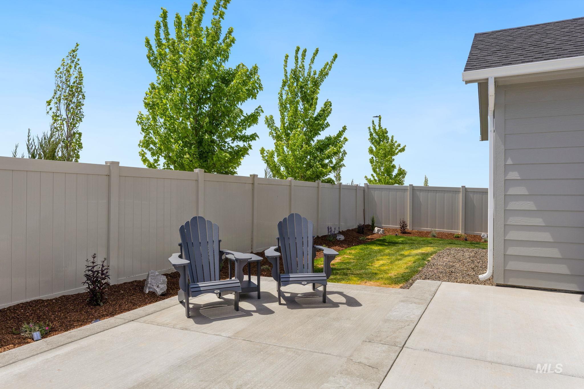 3907 W Maypearl St, Meridian, Idaho 83642, 4 Bedrooms, 2 Bathrooms, Residential For Sale, Price $524,900, 98986258