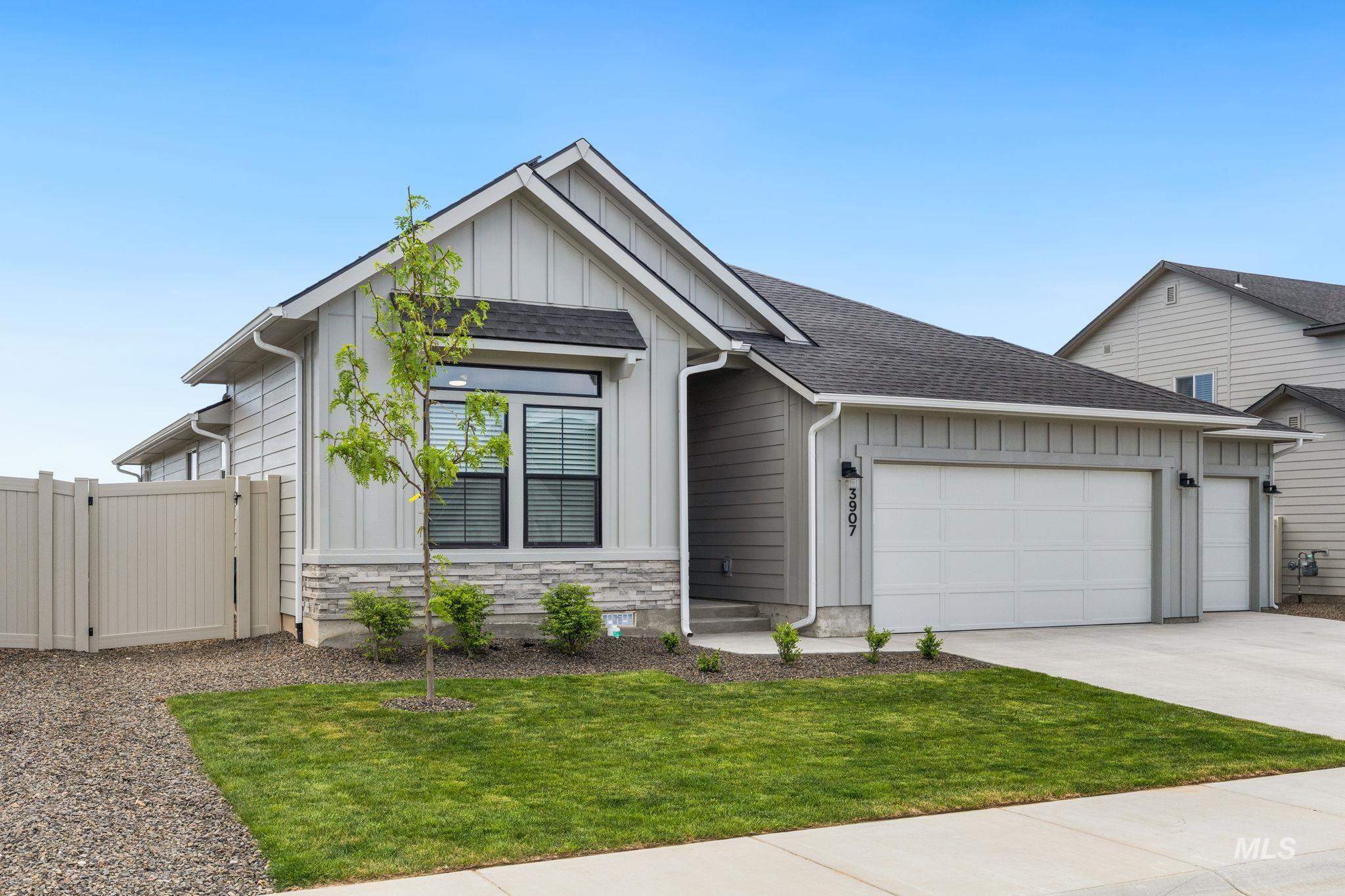 3907 W Maypearl St, Meridian, Idaho 83642, 4 Bedrooms, 2 Bathrooms, Residential For Sale, Price $524,900, 98986258