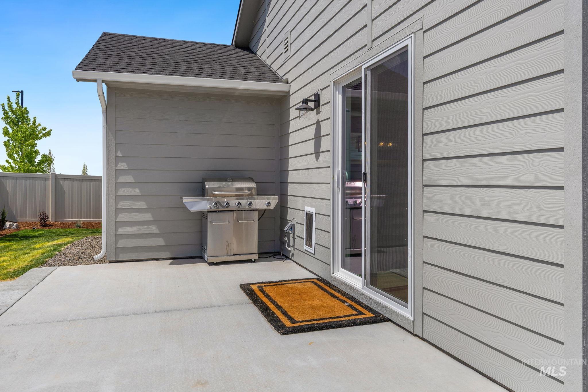 3907 W Maypearl St, Meridian, Idaho 83642, 4 Bedrooms, 2 Bathrooms, Residential For Sale, Price $524,900, 98986258