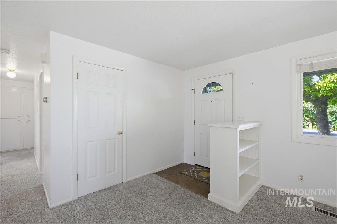 5010 N Parkwood St, Boise, Idaho 83704, 3 Bedrooms, 1.5 Bathrooms, Residential For Sale, Price $459,900, 98986259