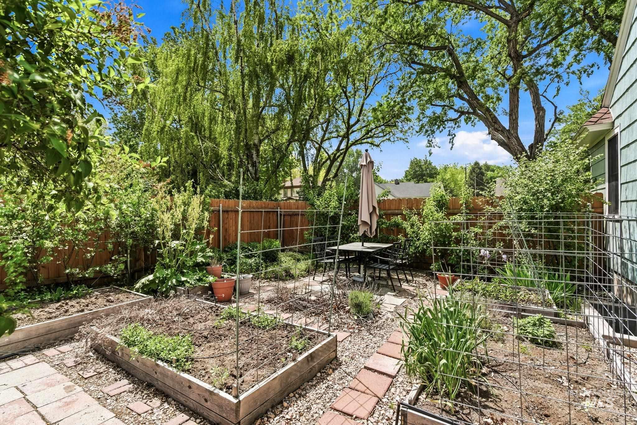 1801 Dearborn St, Caldwell, Idaho 83605, 3 Bedrooms, 2 Bathrooms, Residential For Sale, Price $349,900, 98986261
