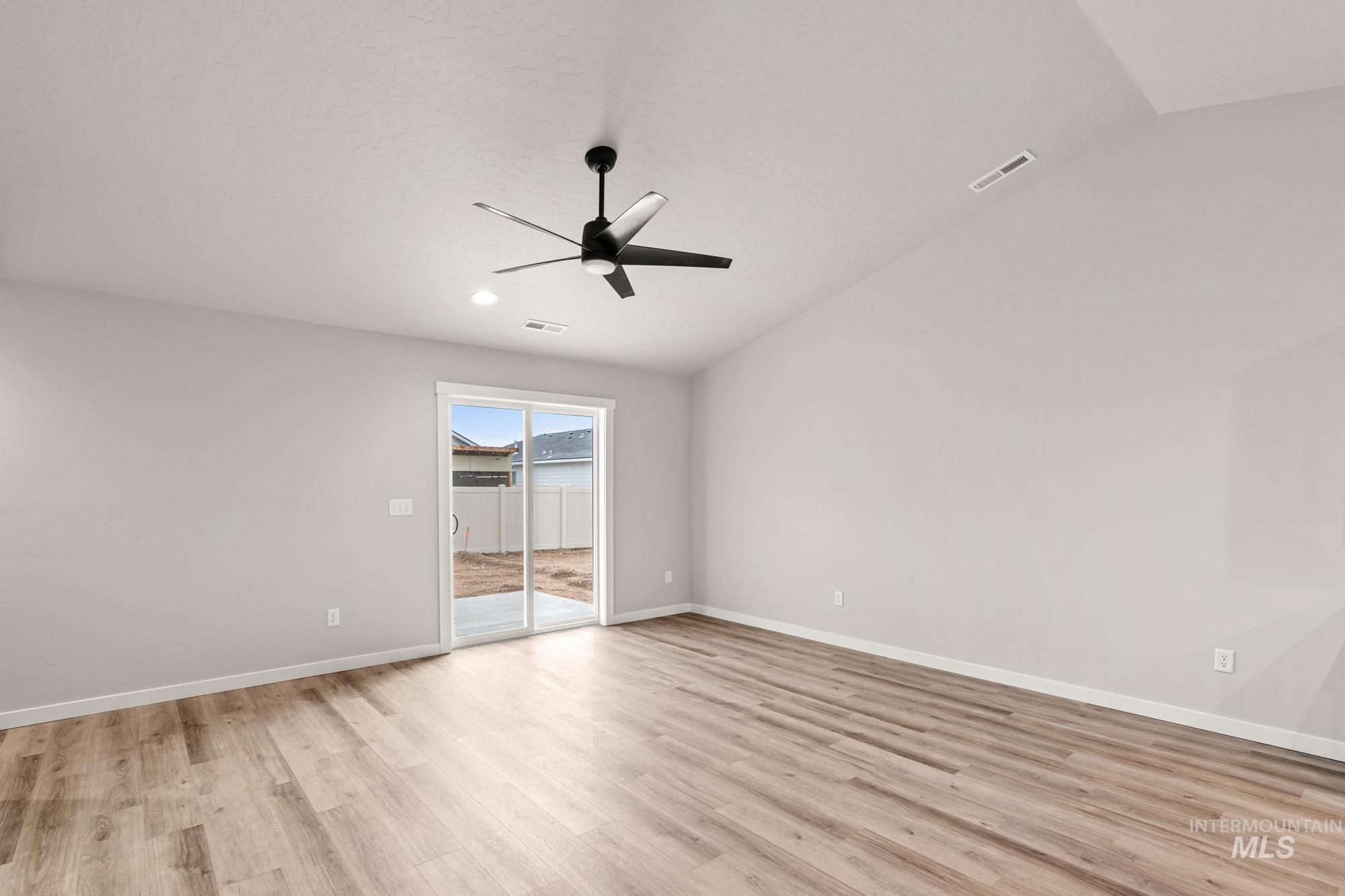 17653 N Raynolds Peak Way, Nampa, Idaho 83687, 3 Bedrooms, 2 Bathrooms, Residential For Sale, Price $424,990, 98986262