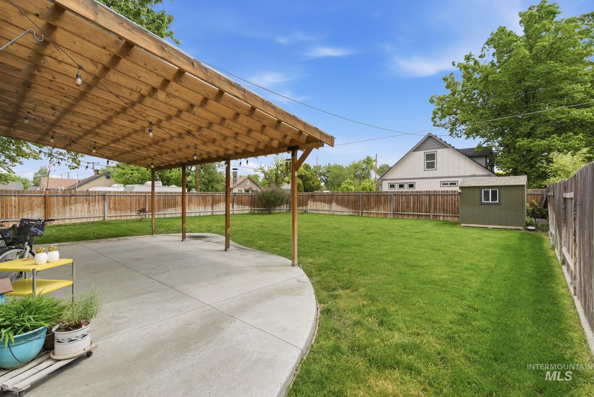 404 S Juniper St, Nampa, Idaho 83686, 4 Bedrooms, 2 Bathrooms, Residential For Sale, Price $419,900, 98986263
