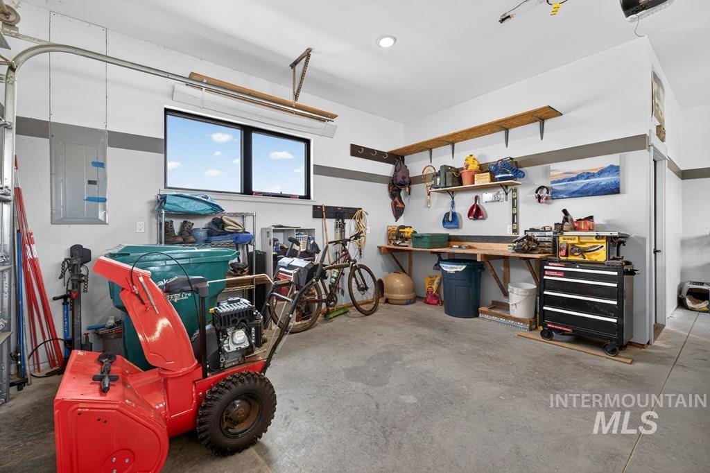 13800 Raptor Loop, McCall, Idaho 83638, 3 Bedrooms, 2 Bathrooms, Residential For Sale, Price $875,000, 98986265