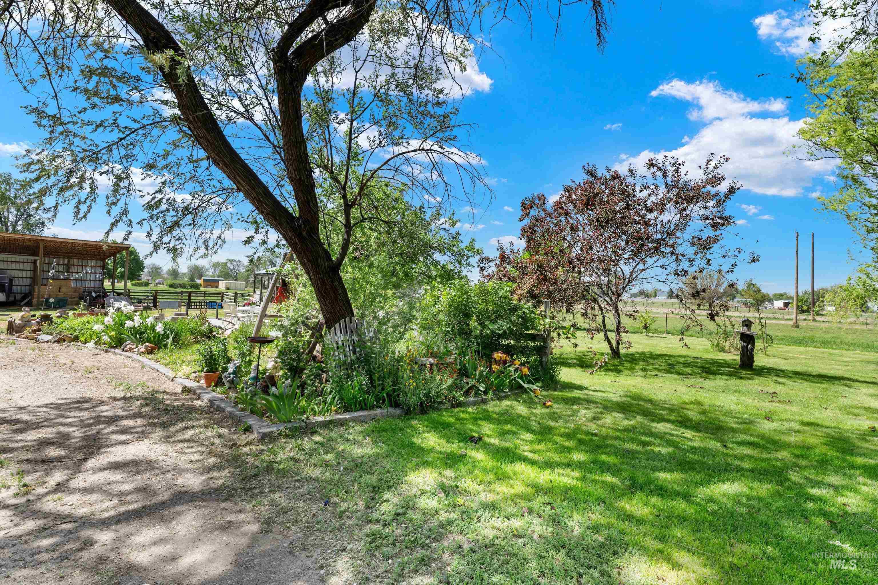 9503 Robinson Blvd, Kuna, Idaho 83634-9471, 3 Bedrooms, 2 Bathrooms, Residential For Sale, Price $675,000,MLS 98986266
