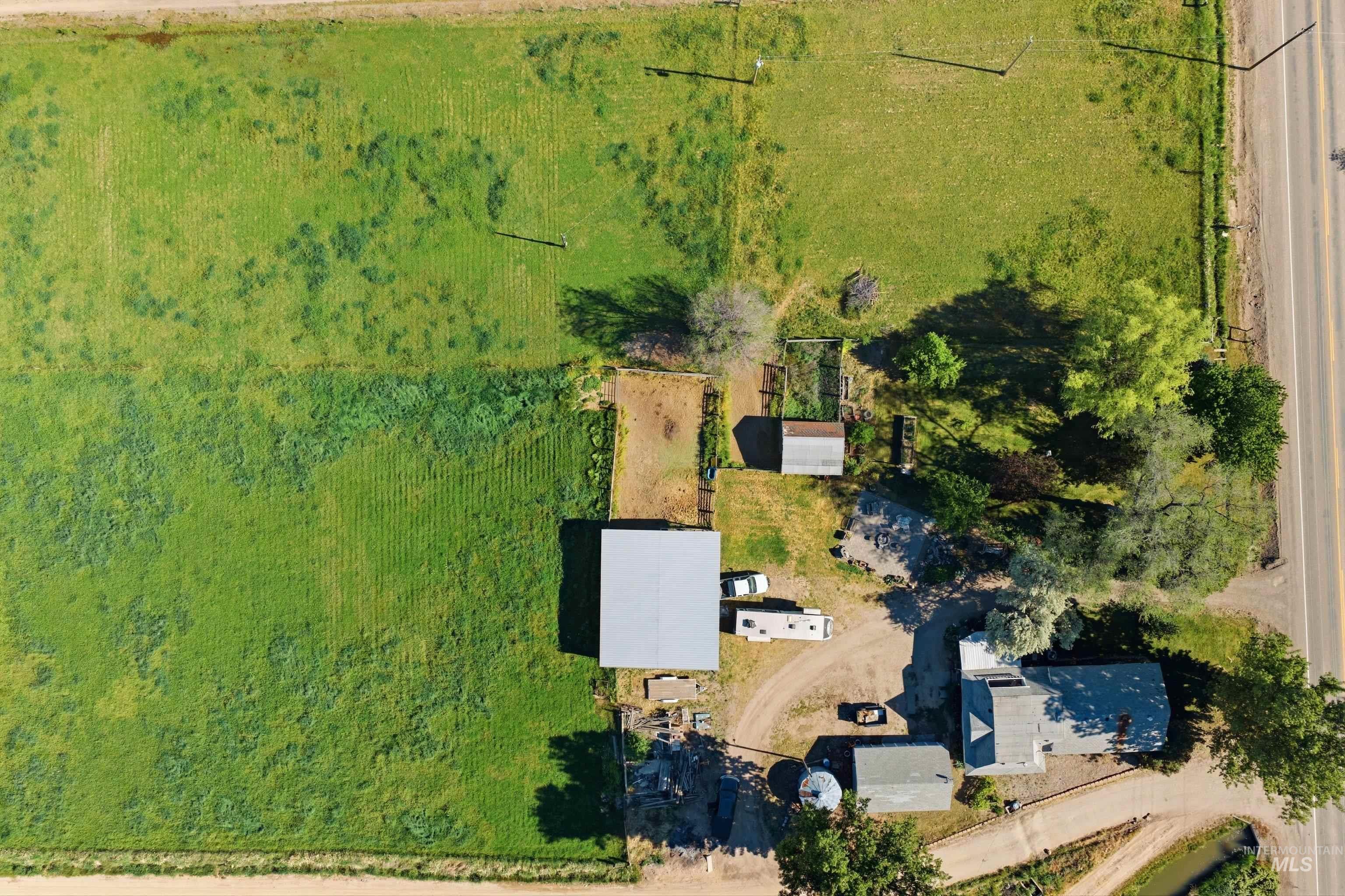 9503 Robinson Blvd, Kuna, Idaho 83634-9471, 3 Bedrooms, 2 Bathrooms, Residential For Sale, Price $675,000,MLS 98986266