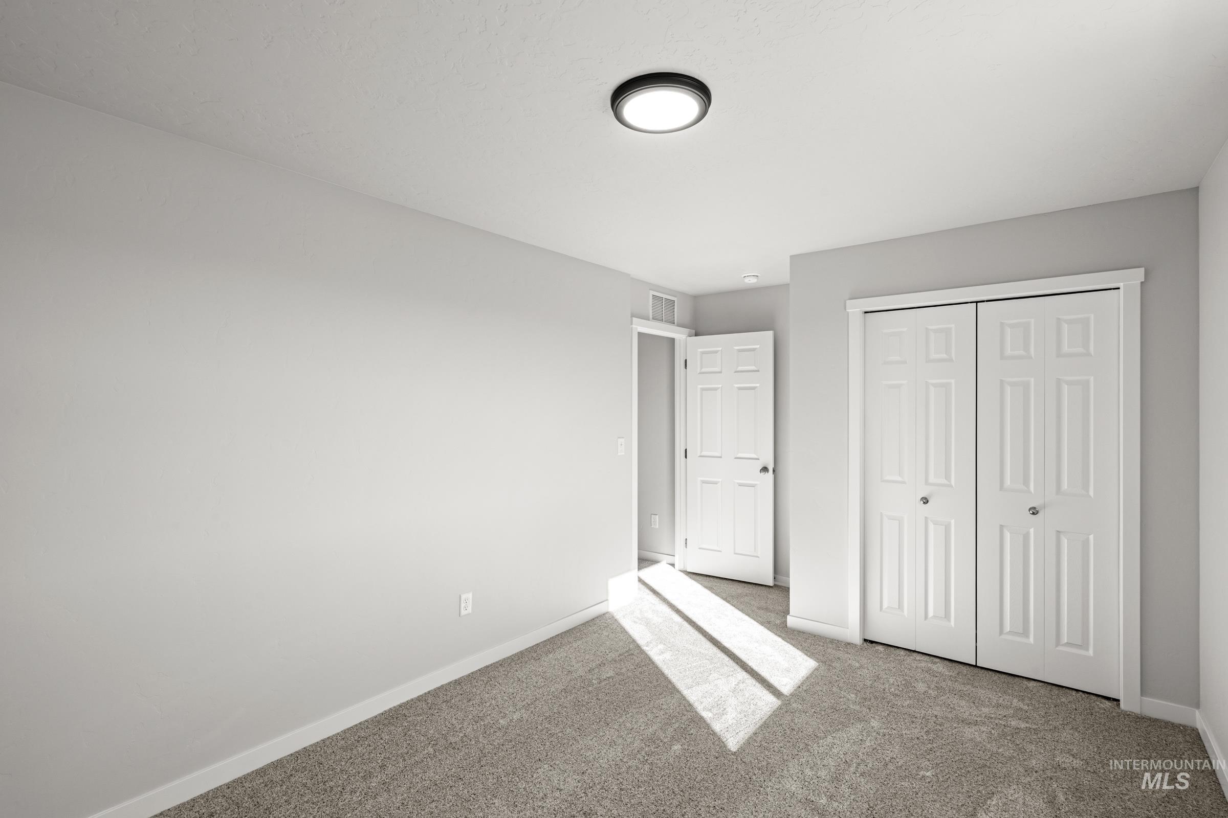 7127 E Marble Springs Dr, Nampa, Idaho 83687, 5 Bedrooms, 3 Bathrooms, Residential For Sale, Price $539,990,MLS 98986270