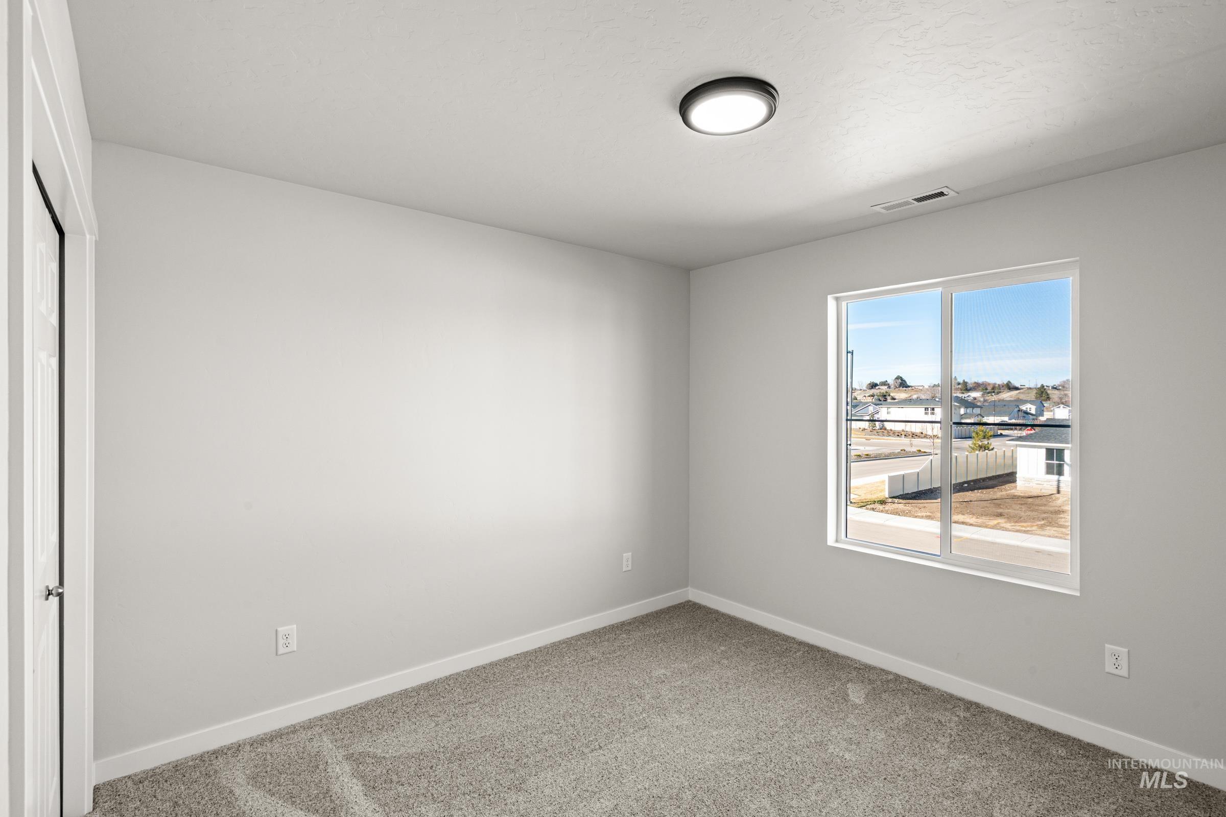 7127 E Marble Springs Dr, Nampa, Idaho 83687, 5 Bedrooms, 3 Bathrooms, Residential For Sale, Price $539,990,MLS 98986270