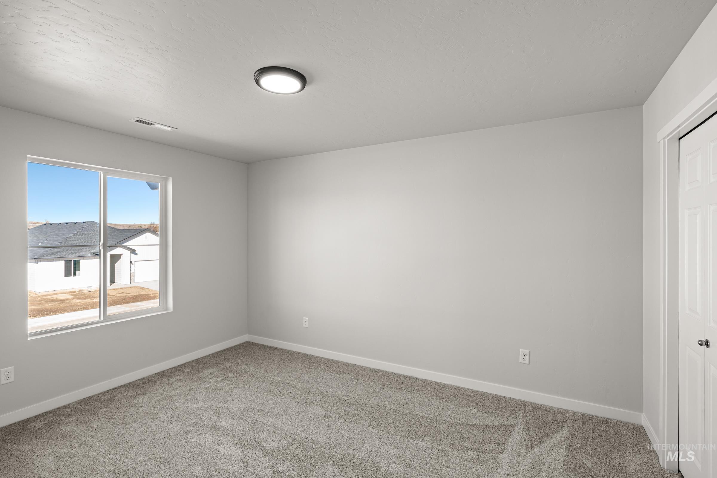 7127 E Marble Springs Dr, Nampa, Idaho 83687, 5 Bedrooms, 3 Bathrooms, Residential For Sale, Price $539,990,MLS 98986270