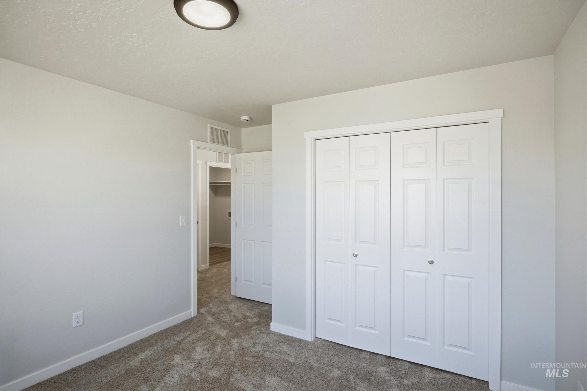 7127 E Marble Springs Dr, Nampa, Idaho 83687, 5 Bedrooms, 3 Bathrooms, Residential For Sale, Price $539,990, 98986270