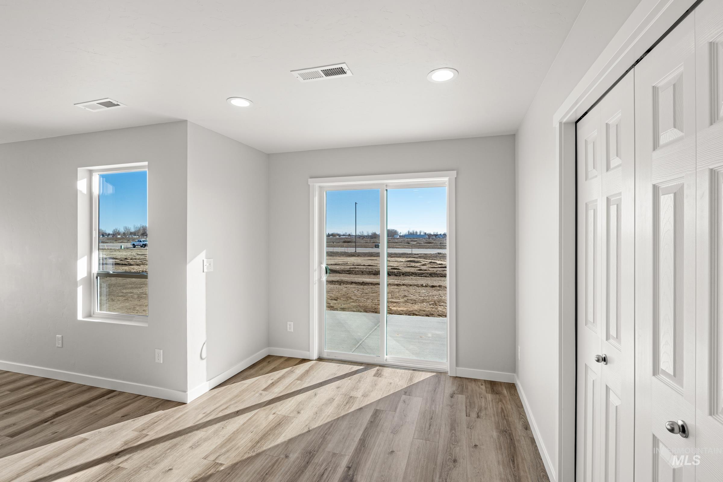 7127 E Marble Springs Dr, Nampa, Idaho 83687, 5 Bedrooms, 3 Bathrooms, Residential For Sale, Price $539,990,MLS 98986270