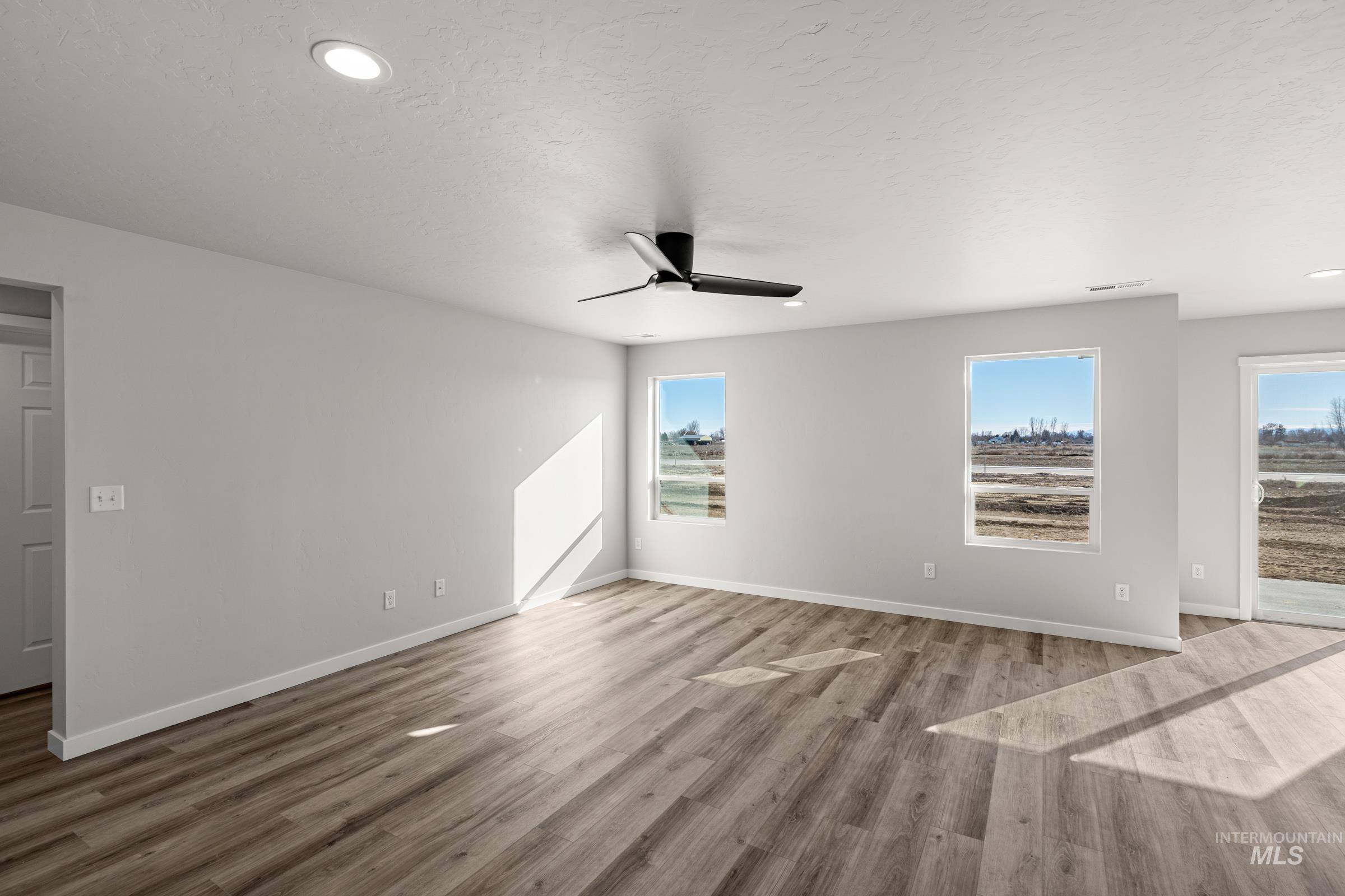 7127 E Marble Springs Dr, Nampa, Idaho 83687, 5 Bedrooms, 3 Bathrooms, Residential For Sale, Price $539,990,MLS 98986270