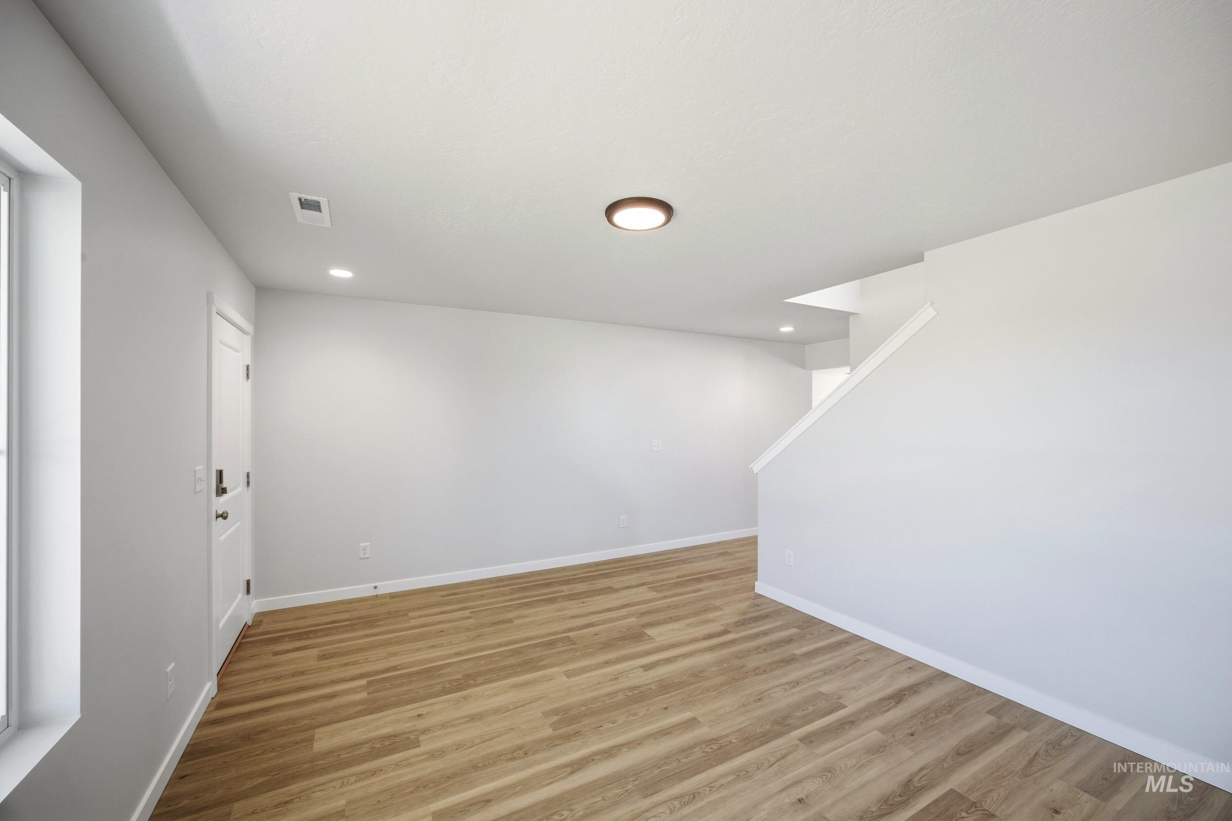 7127 E Marble Springs Dr, Nampa, Idaho 83687, 5 Bedrooms, 3 Bathrooms, Residential For Sale, Price $539,990, 98986270