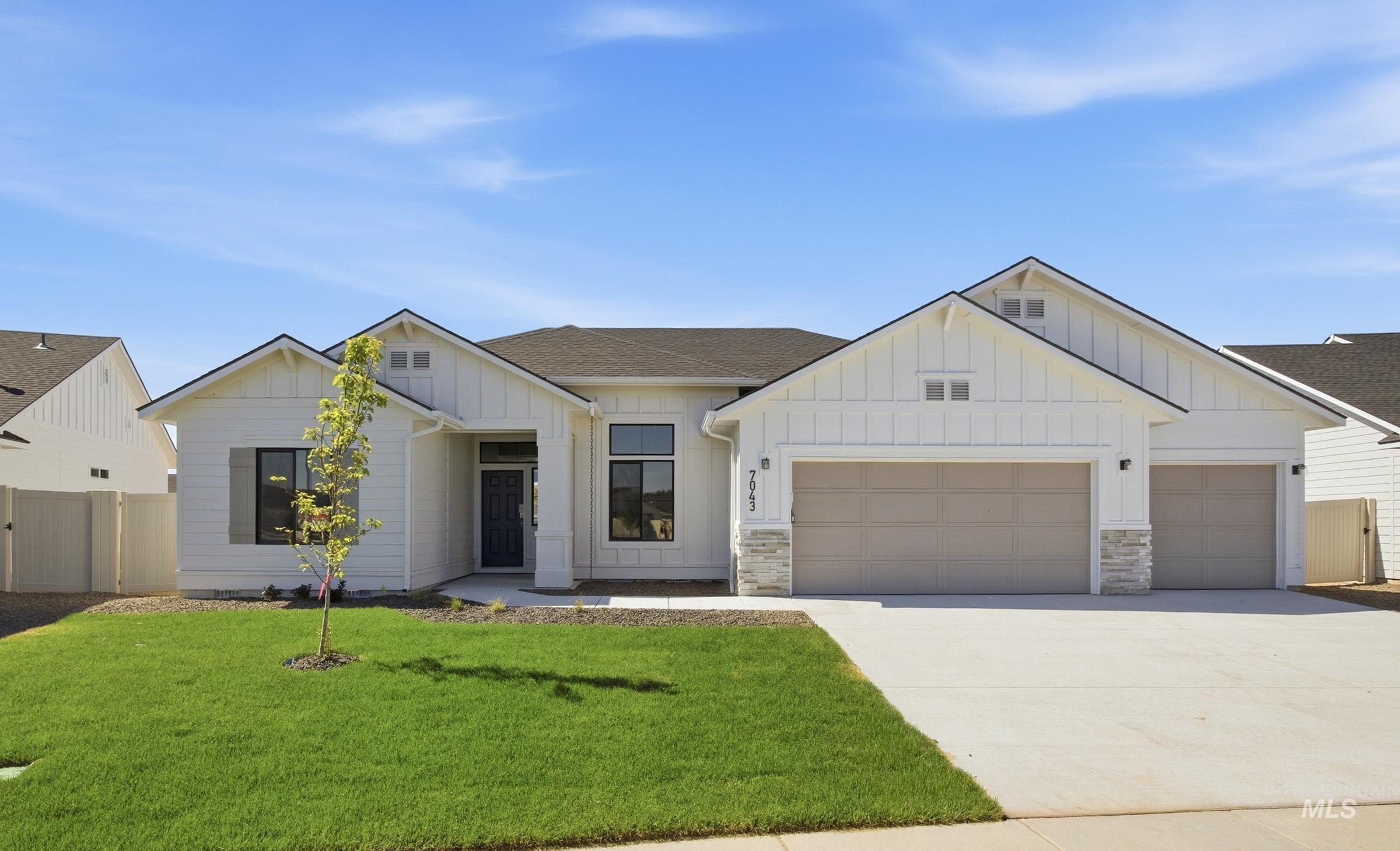 7043 E Marble Springs Dr, Nampa, Idaho 83687, 4 Bedrooms, 2 Bathrooms, Residential For Sale, Price $556,990, 98986272