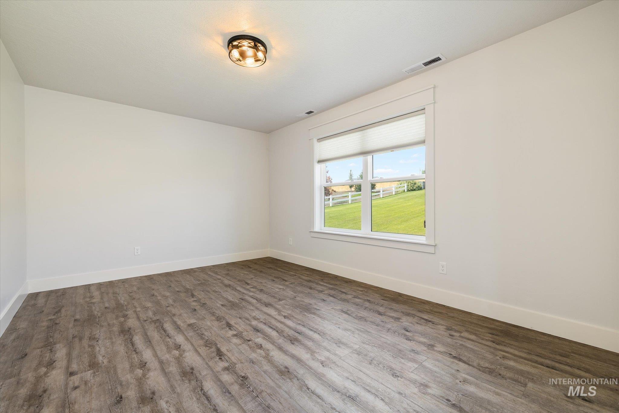 26138 Libby Lane, Middleton, Idaho 83644, 3 Bedrooms, 2 Bathrooms, Residential For Sale, Price $999,900, 98986273