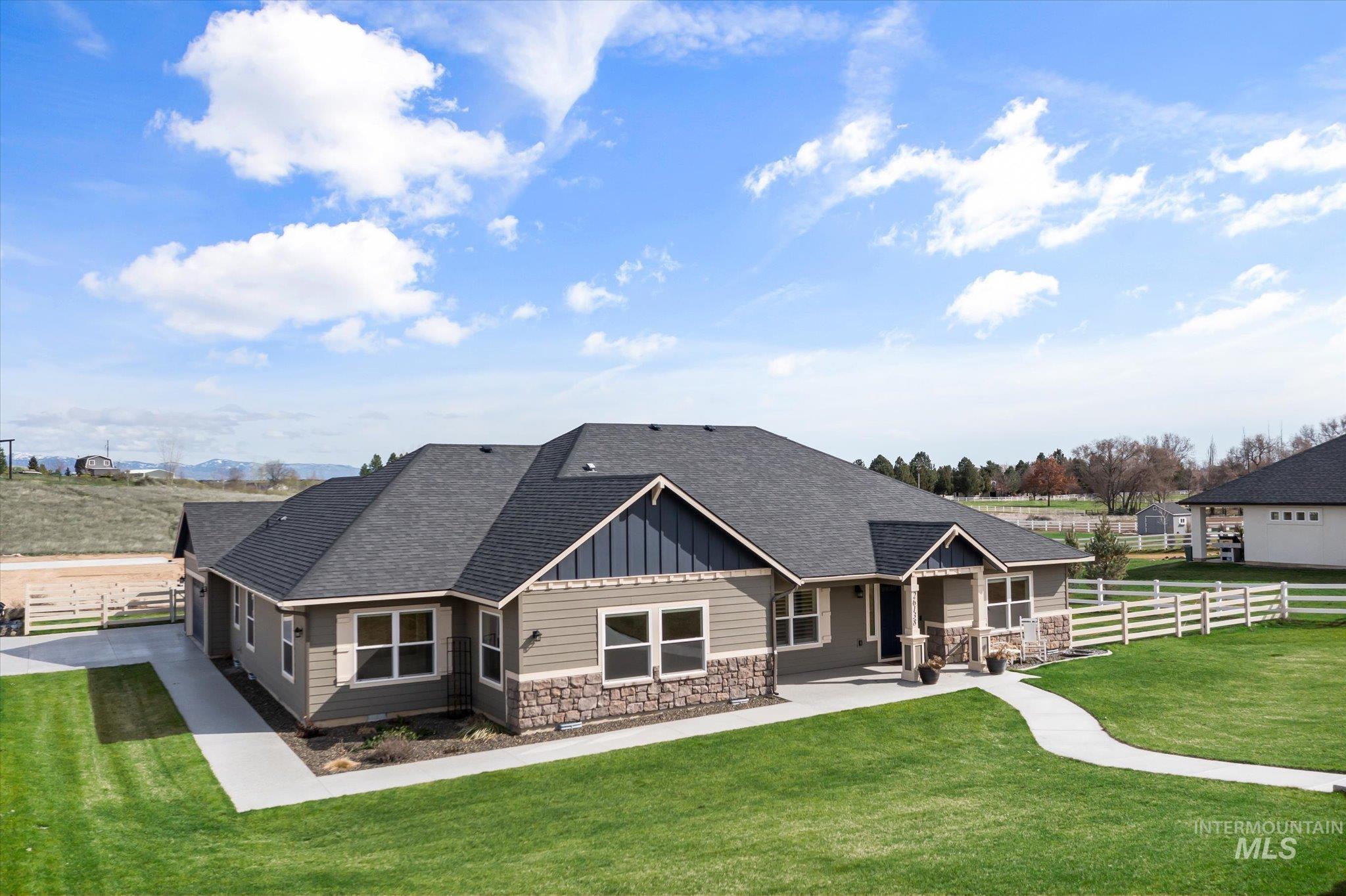 26138 Libby Lane, Middleton, Idaho 83644, 3 Bedrooms, 2 Bathrooms, Residential For Sale, Price $1,059,000, 98986273