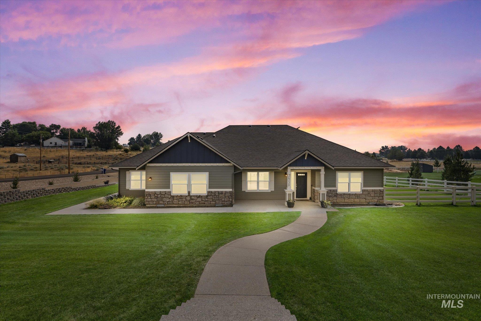 26138 Libby Lane, Middleton, Idaho 83644, 3 Bedrooms, 2 Bathrooms, Residential For Sale, Price $999,900, 98986273