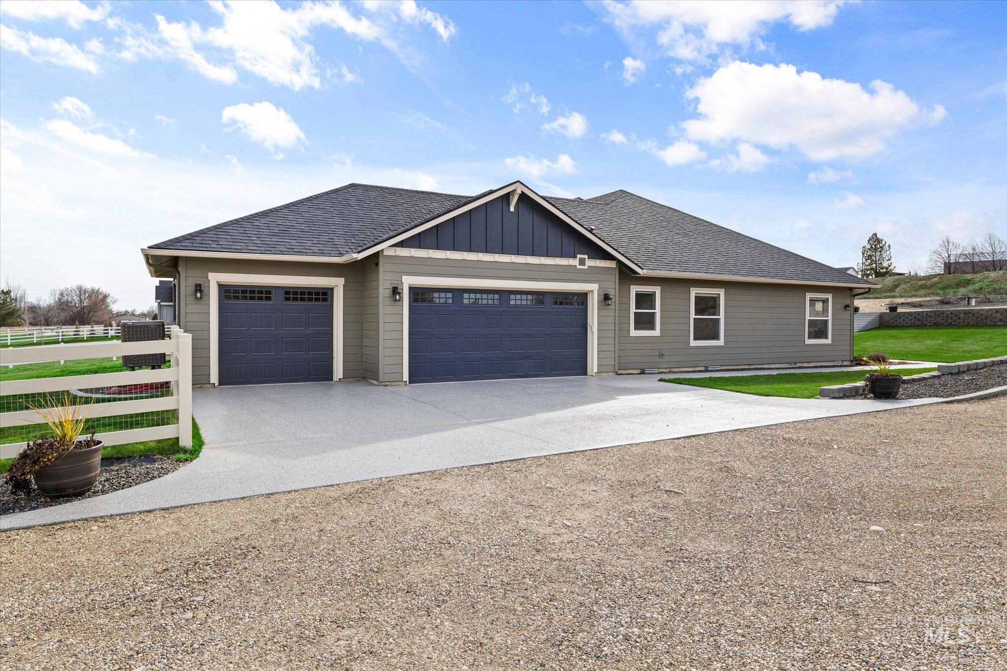 26138 Libby Lane, Middleton, Idaho 83644, 3 Bedrooms, 2 Bathrooms, Residential For Sale, Price $1,059,000, 98986273