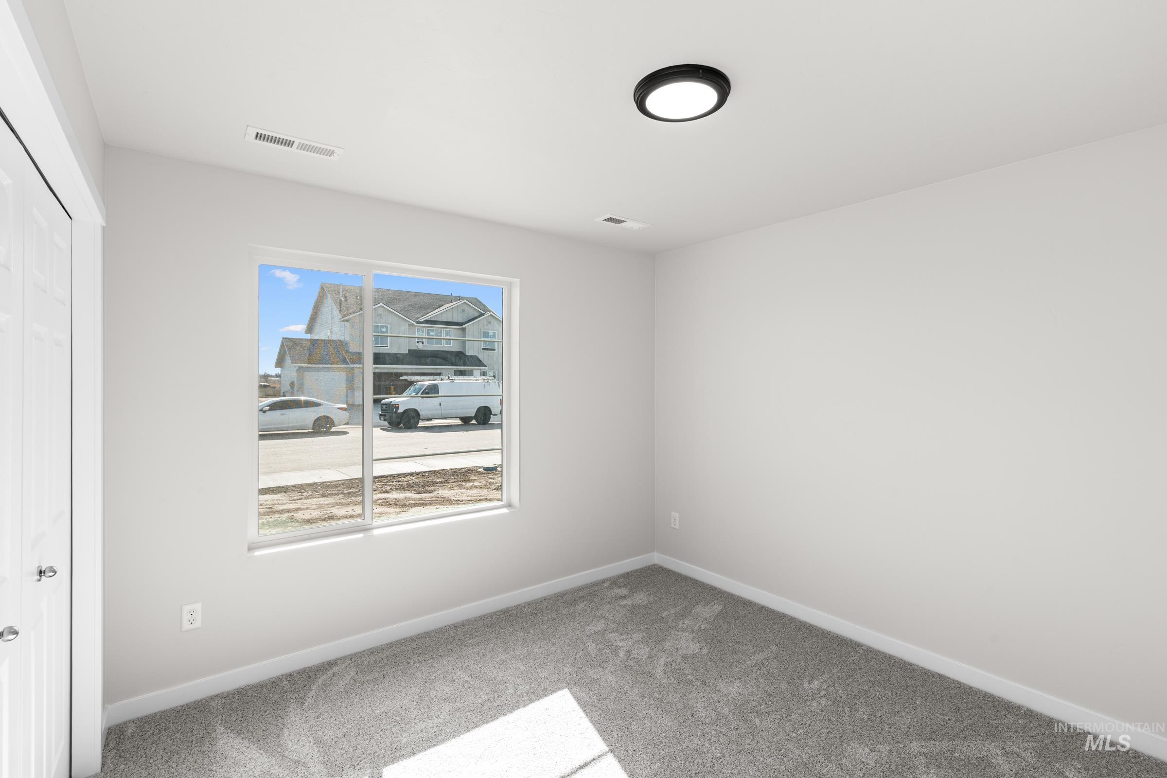 7140 E Marble Springs Dr, Nampa, Idaho 83687, 4 Bedrooms, 2 Bathrooms, Residential For Sale, Price $448,990,MLS 98986274
