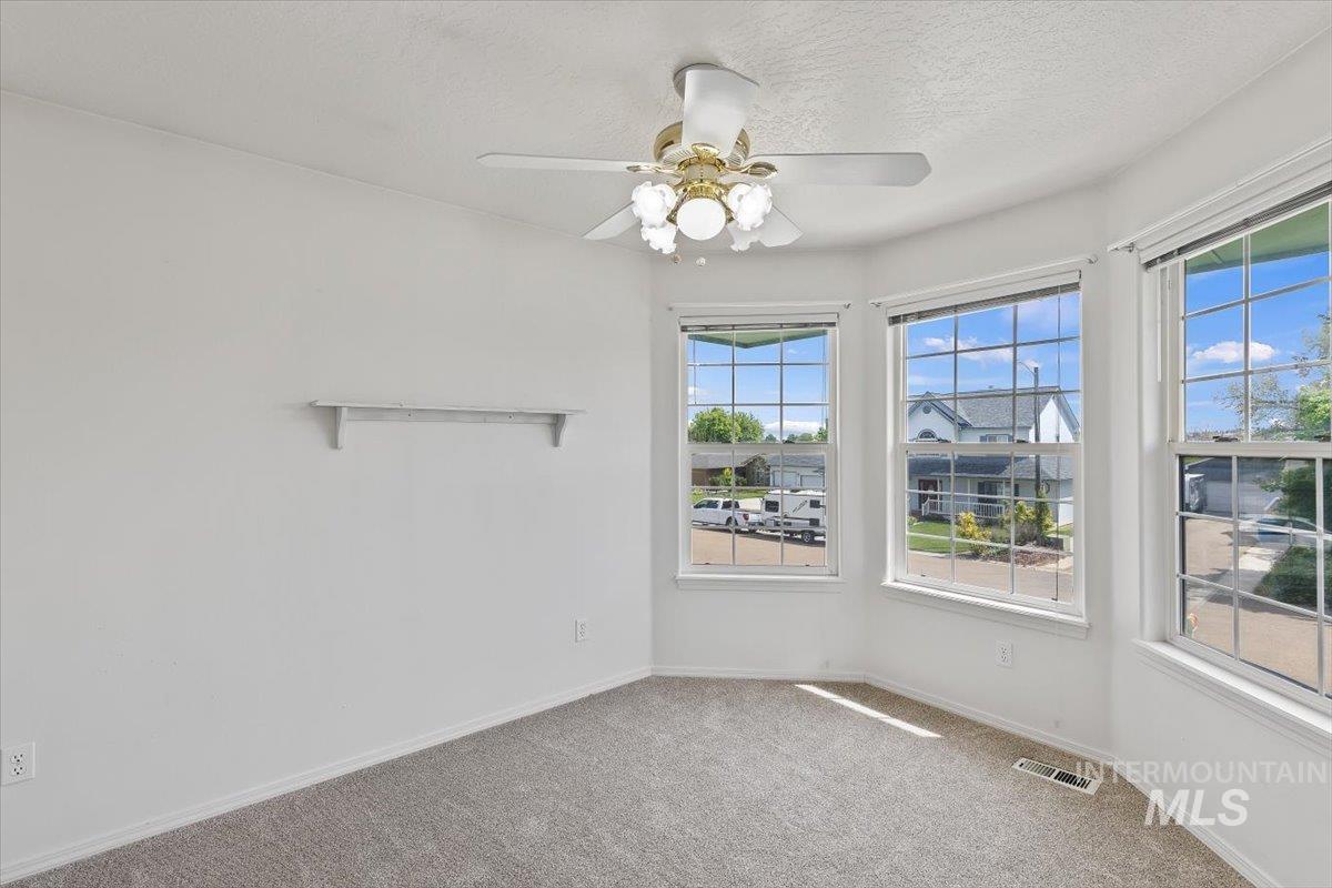 119 Kurt Ln, Caldwell, Idaho 83605, 3 Bedrooms, 2.5 Bathrooms, Residential For Sale, Price $539,900,MLS 98986276