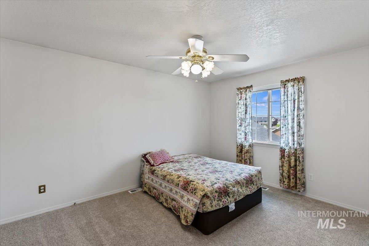 119 Kurt Ln, Caldwell, Idaho 83605, 3 Bedrooms, 2.5 Bathrooms, Residential For Sale, Price $539,900,MLS 98986276