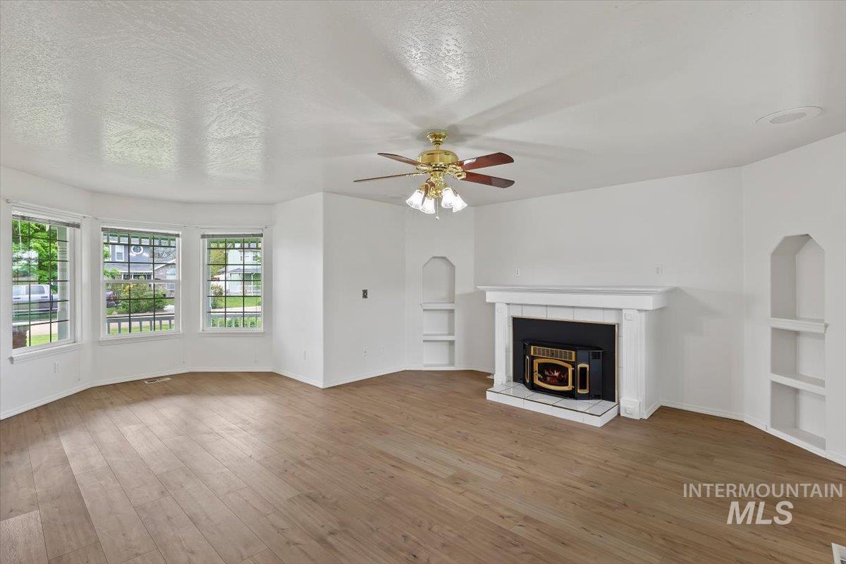 119 Kurt Ln, Caldwell, Idaho 83605, 3 Bedrooms, 2.5 Bathrooms, Residential For Sale, Price $539,900,MLS 98986276