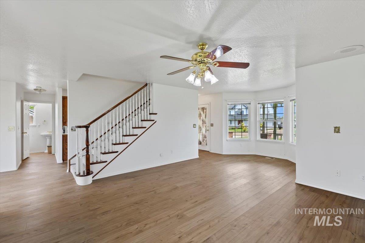 119 Kurt Ln, Caldwell, Idaho 83605, 3 Bedrooms, 2.5 Bathrooms, Residential For Sale, Price $539,900,MLS 98986276