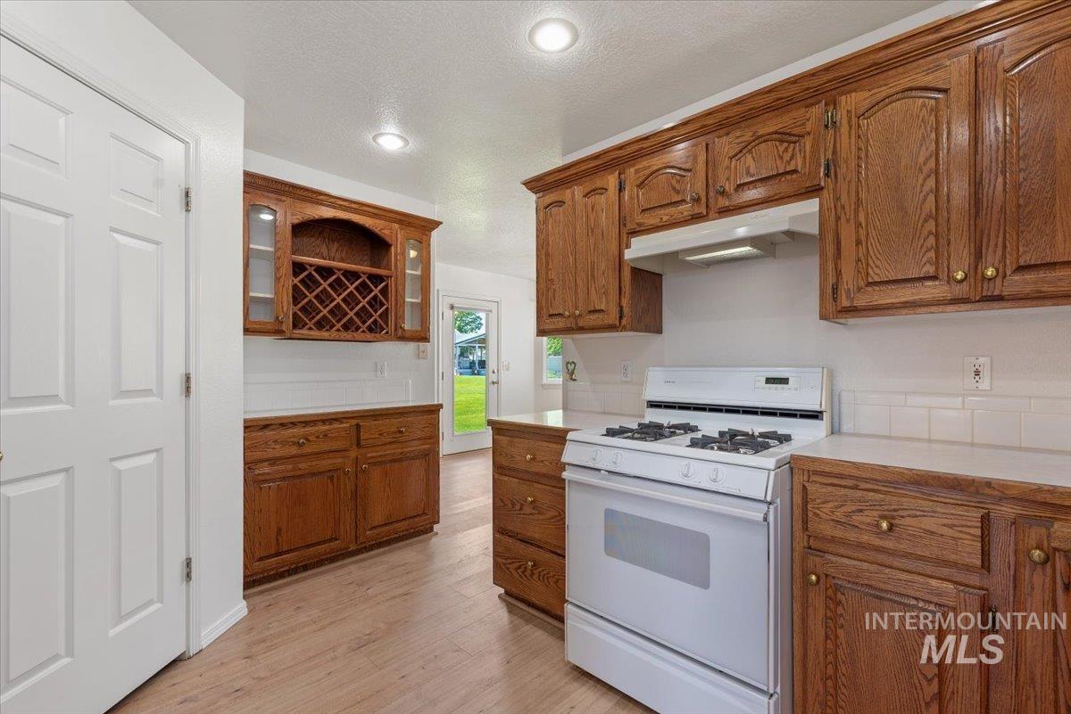 119 Kurt Ln, Caldwell, Idaho 83605, 3 Bedrooms, 2.5 Bathrooms, Residential For Sale, Price $539,900,MLS 98986276